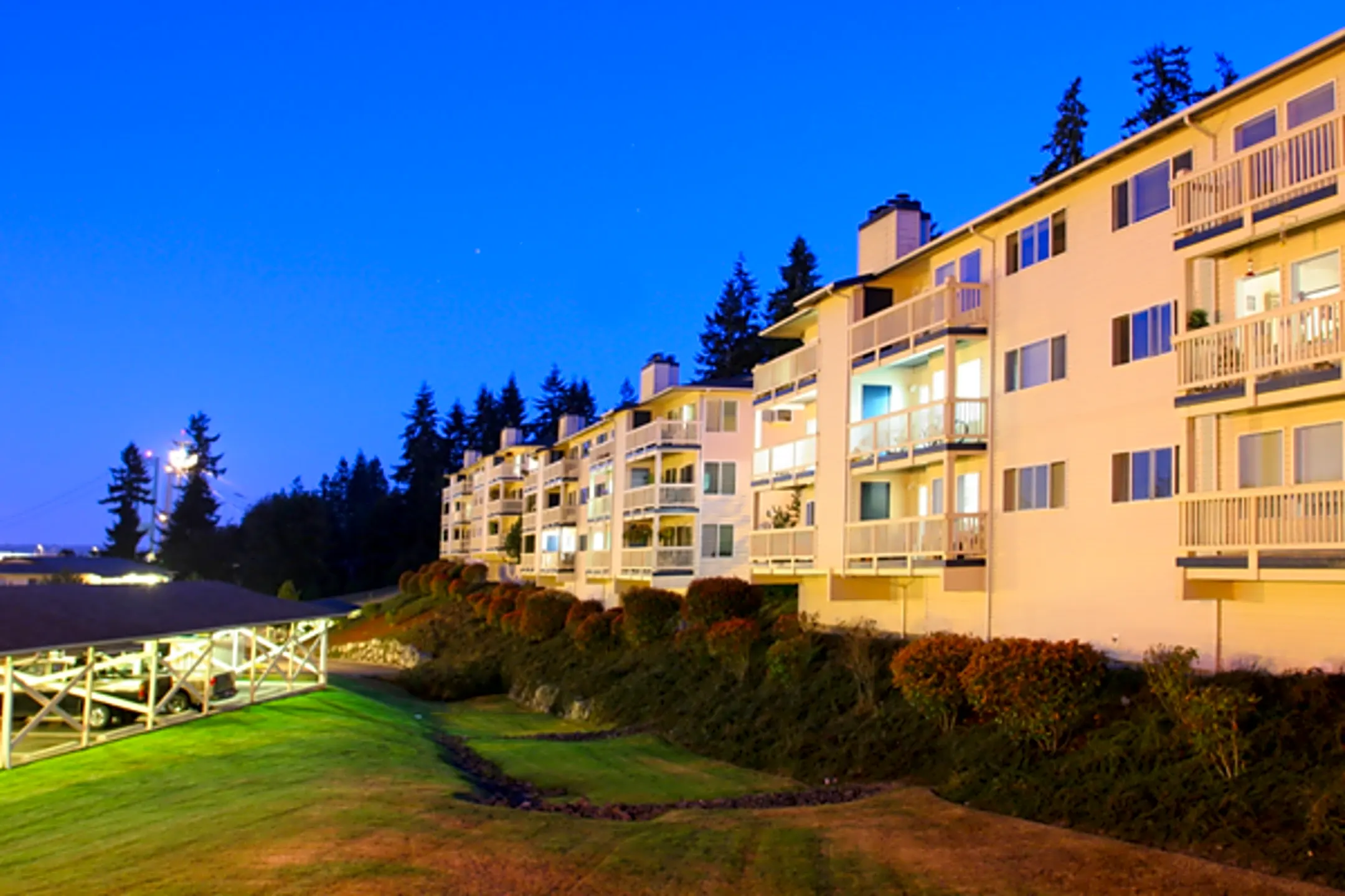 Cliffside 2413 Cliffside Ln NW Gig Harbor, WA Apartments for Rent