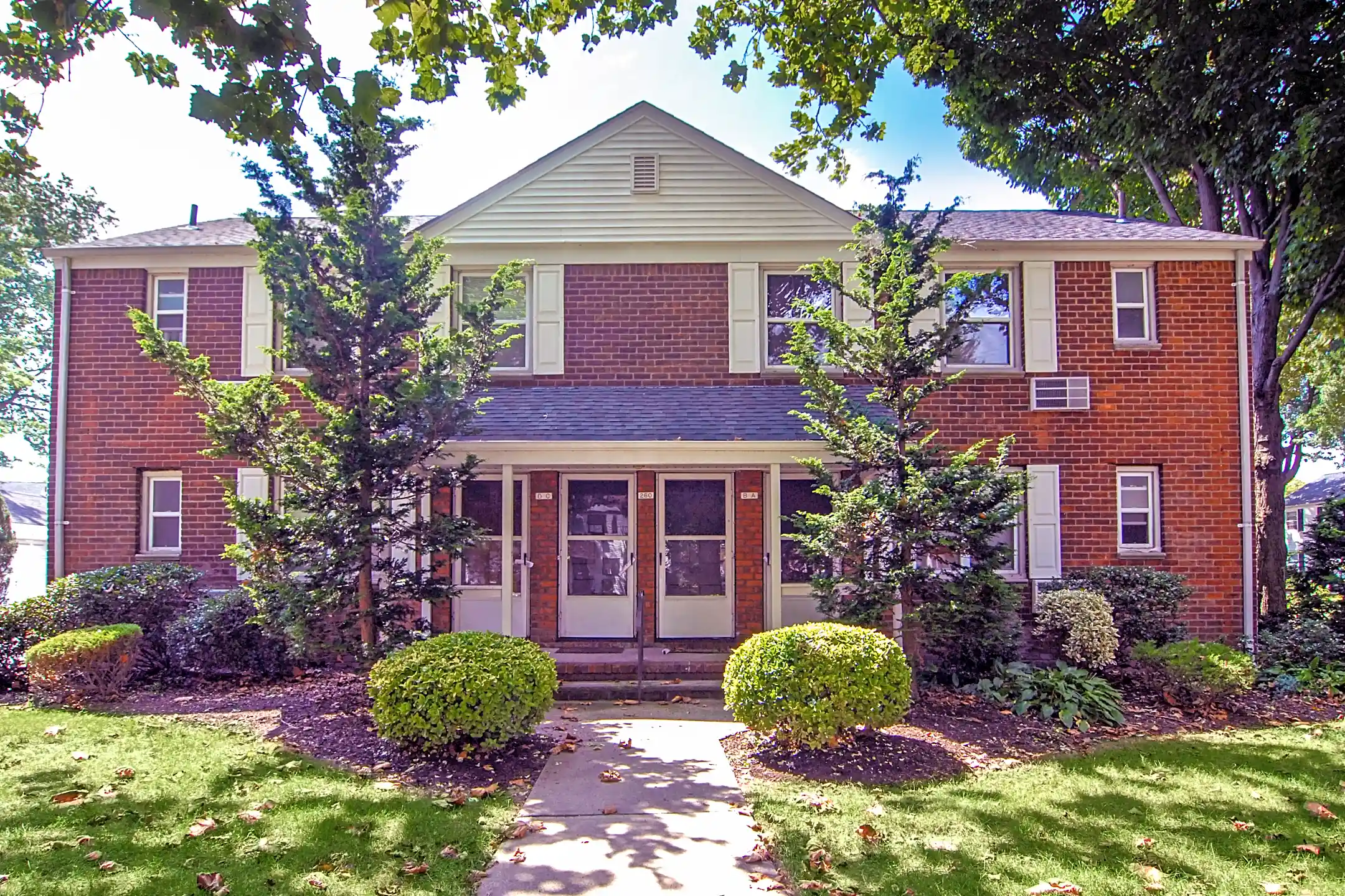 Brookchester Apartments New Milford, NJ 07646