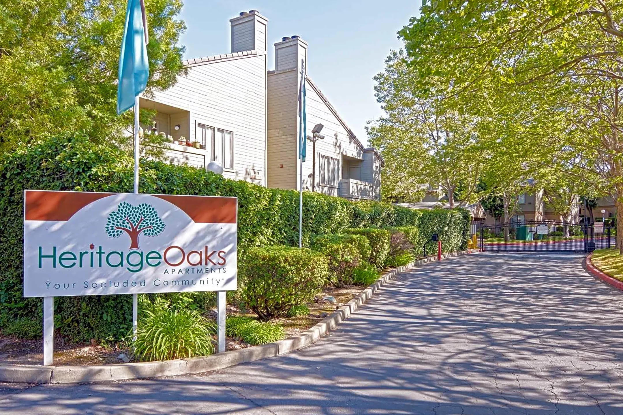 Community Signage - Heritage Oaks Apartments - Carmichael, CA