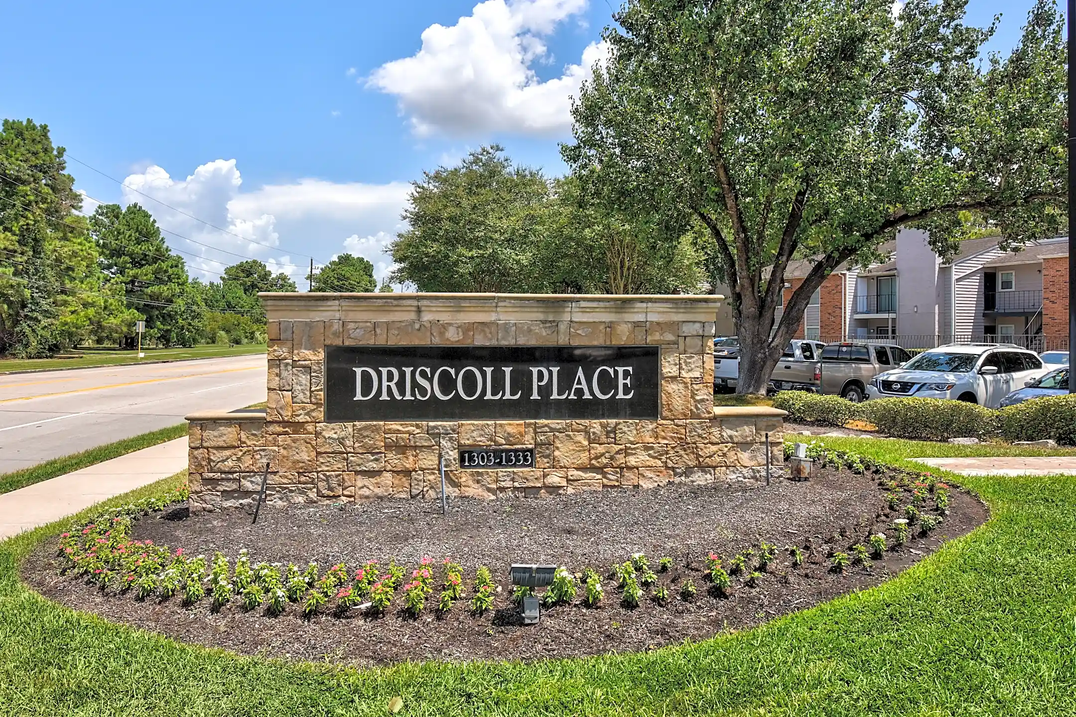 Driscoll Place 1303 Gears Rd Houston, TX Apartments for Rent Rent.