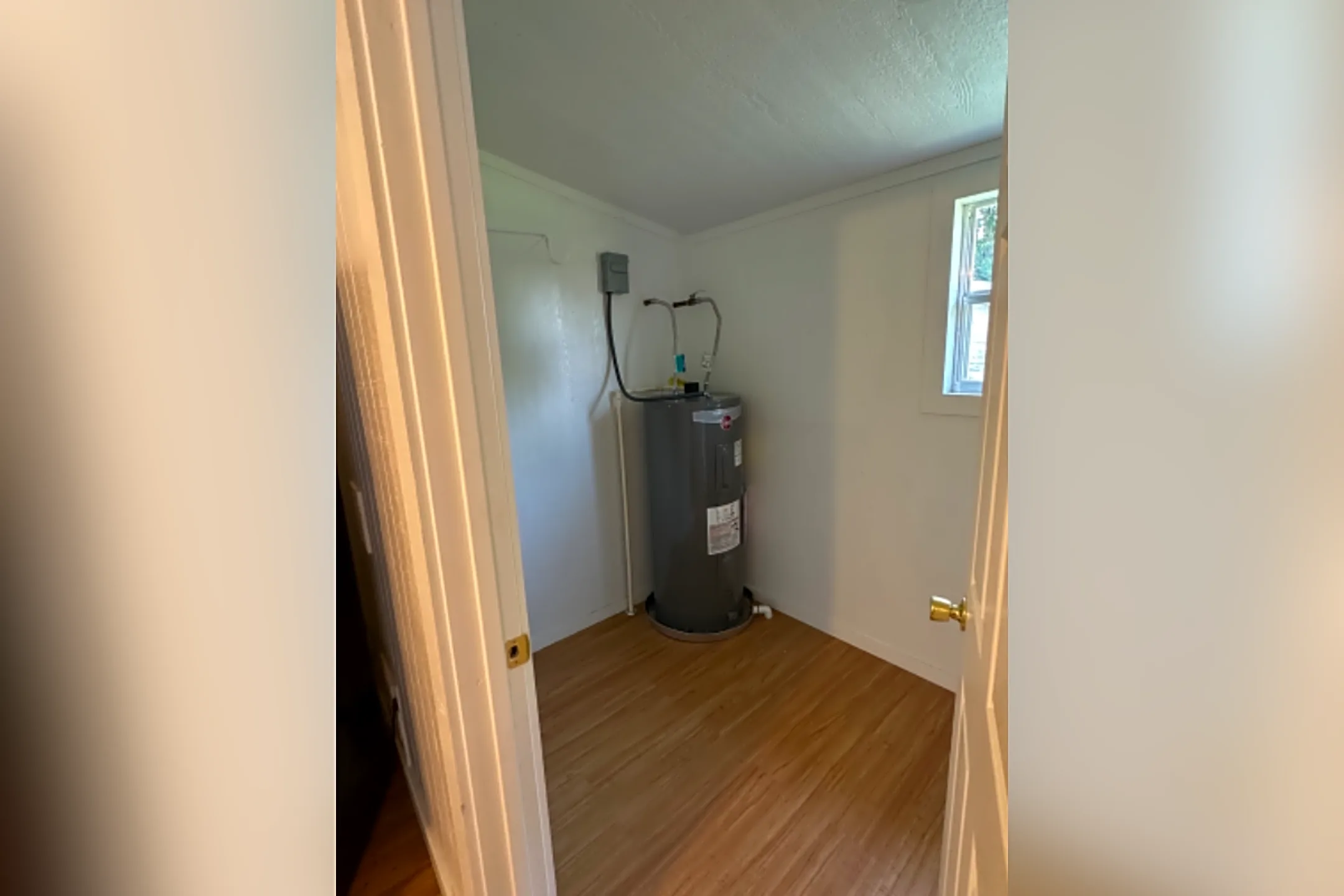 511 St John St 511 St John St unit B Gonzales, TX Houses for Rent