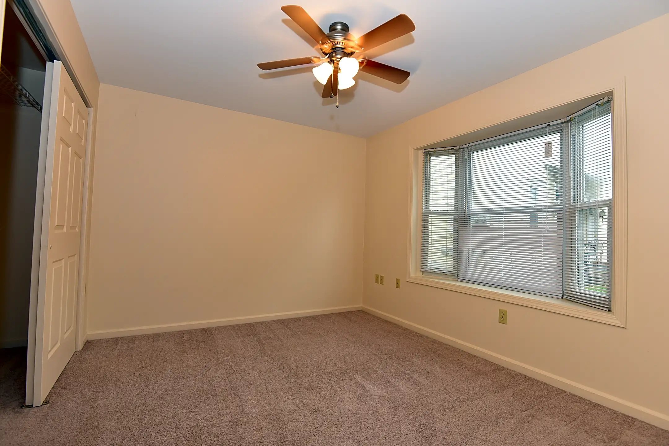 Burnham Rentals Dunn Street Properties 320 S Dunn Street Bloomington, IN Apartments for