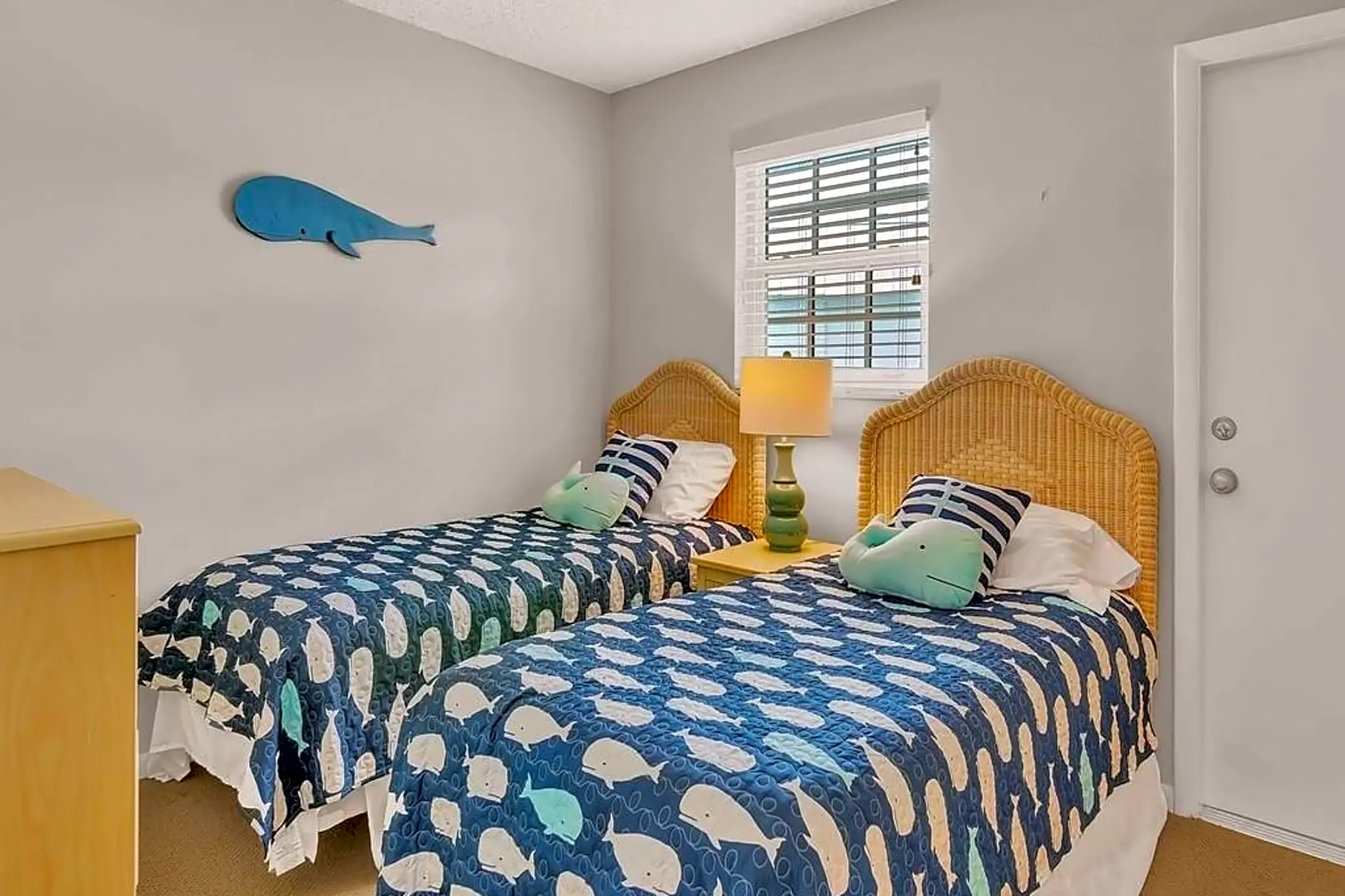 Bedroom - 900 Jasmine Ln #6B - Vero Beach, FL