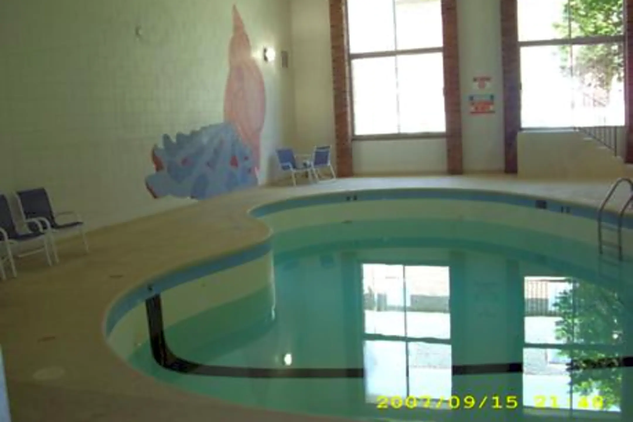 Oaks of Heatherwood 85 Thompson Ave W 113 West Saint Paul, MN