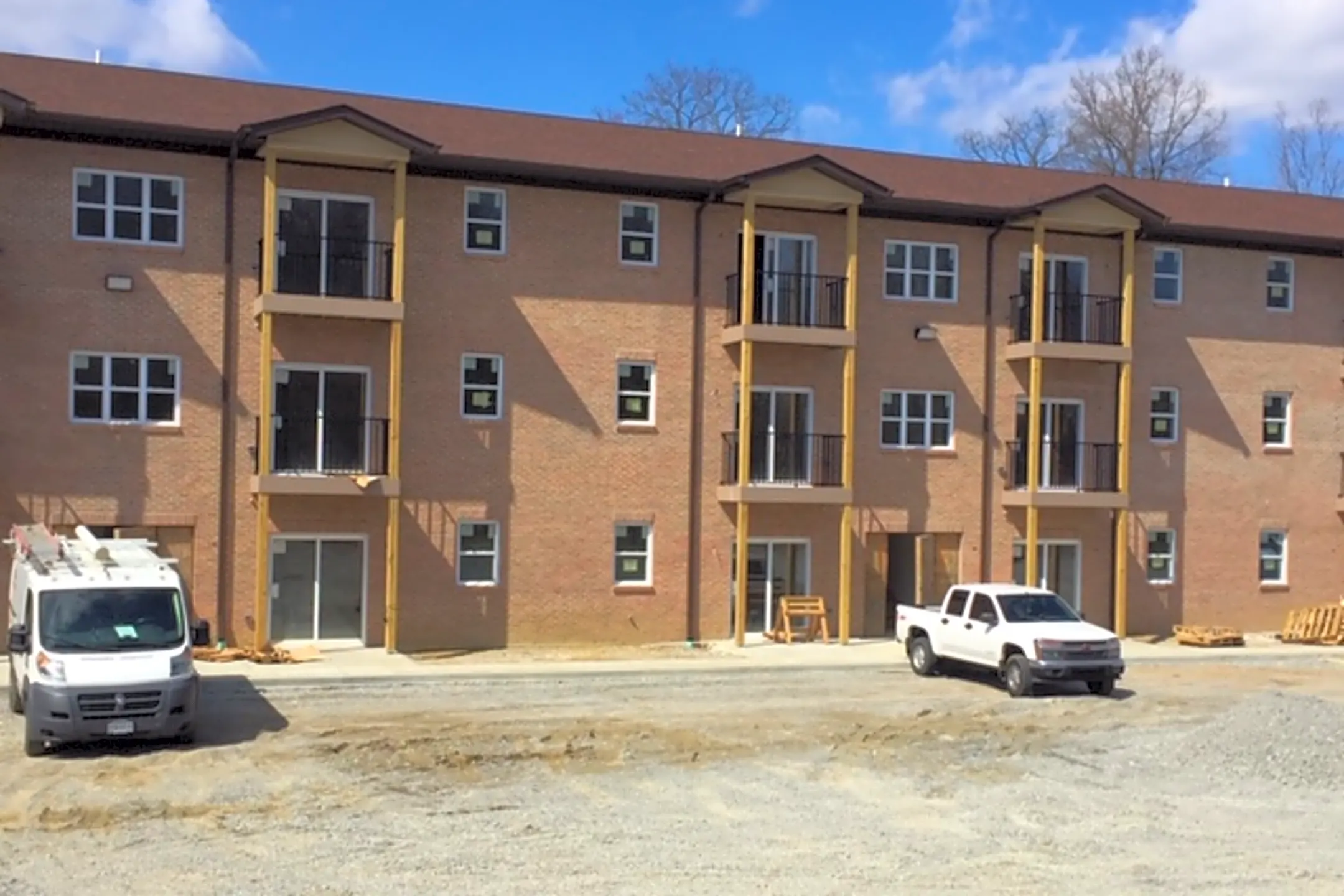 Maple Glen Apartments and Townhomes Cincinnati, OH 45245