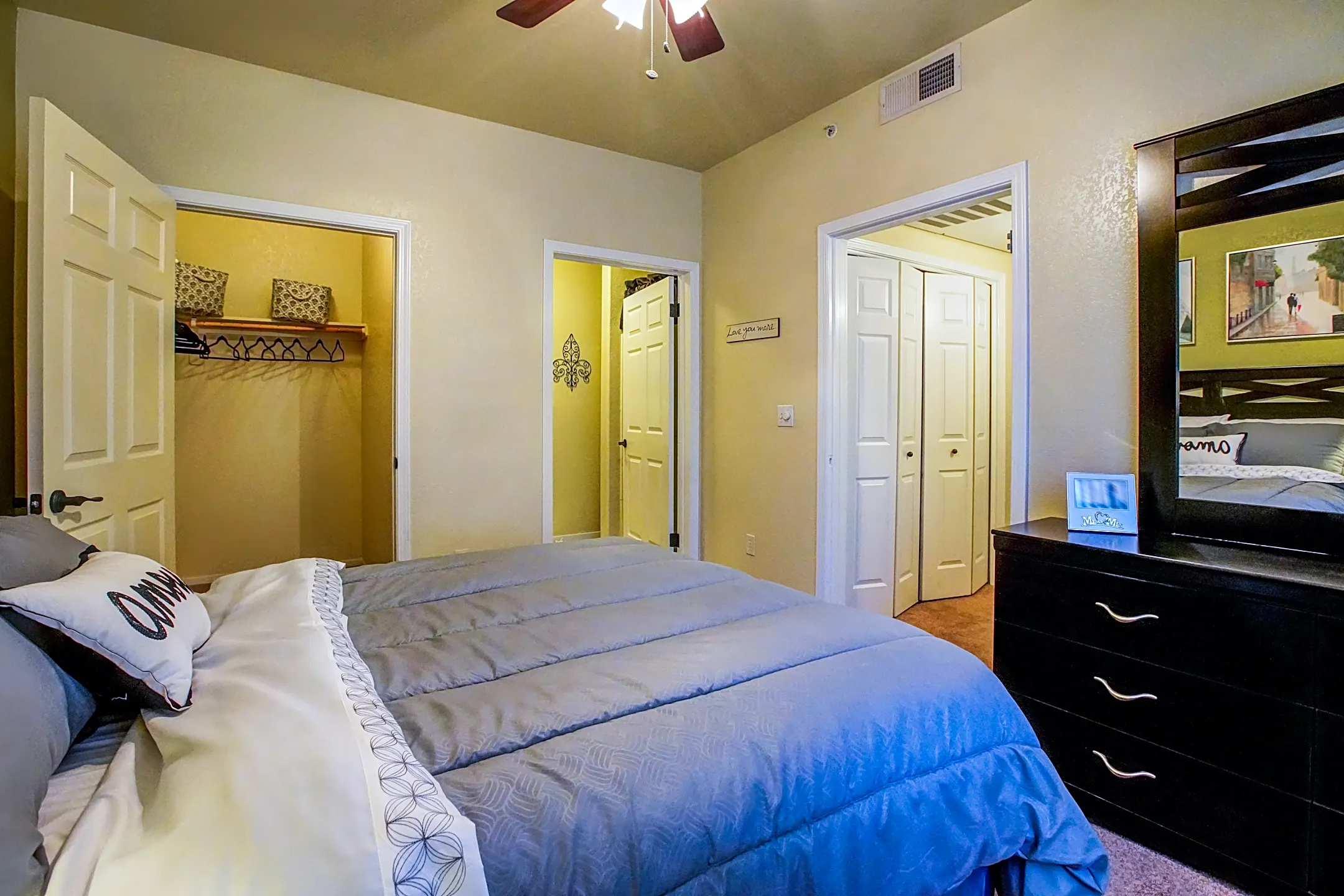 Palo Alto Place 5430 W Palo Alto Ave Fresno, CA Apartments for Rent