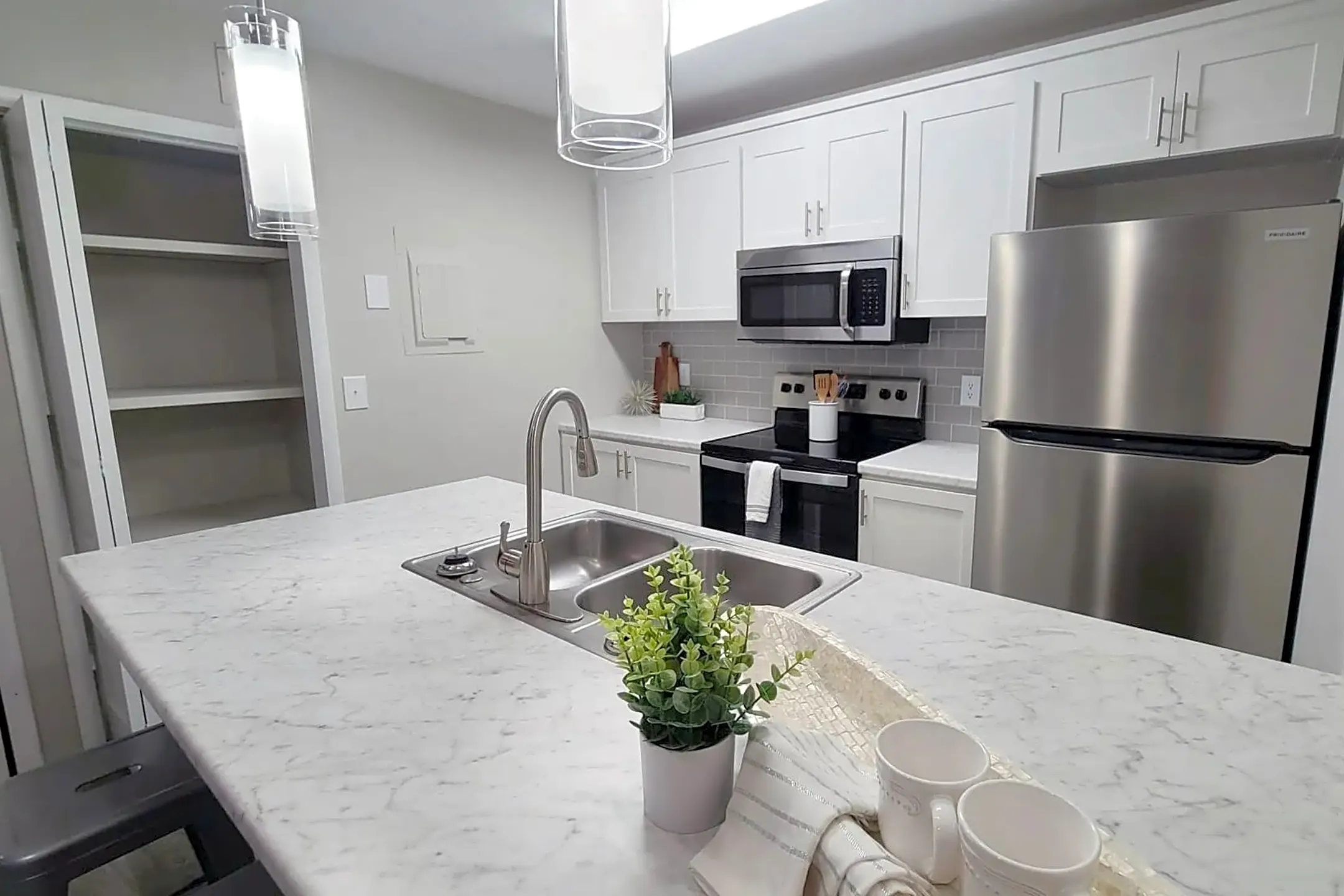 Carrington Lane 3001 SE Lake Weir Ave Ocala, FL Apartments for Rent