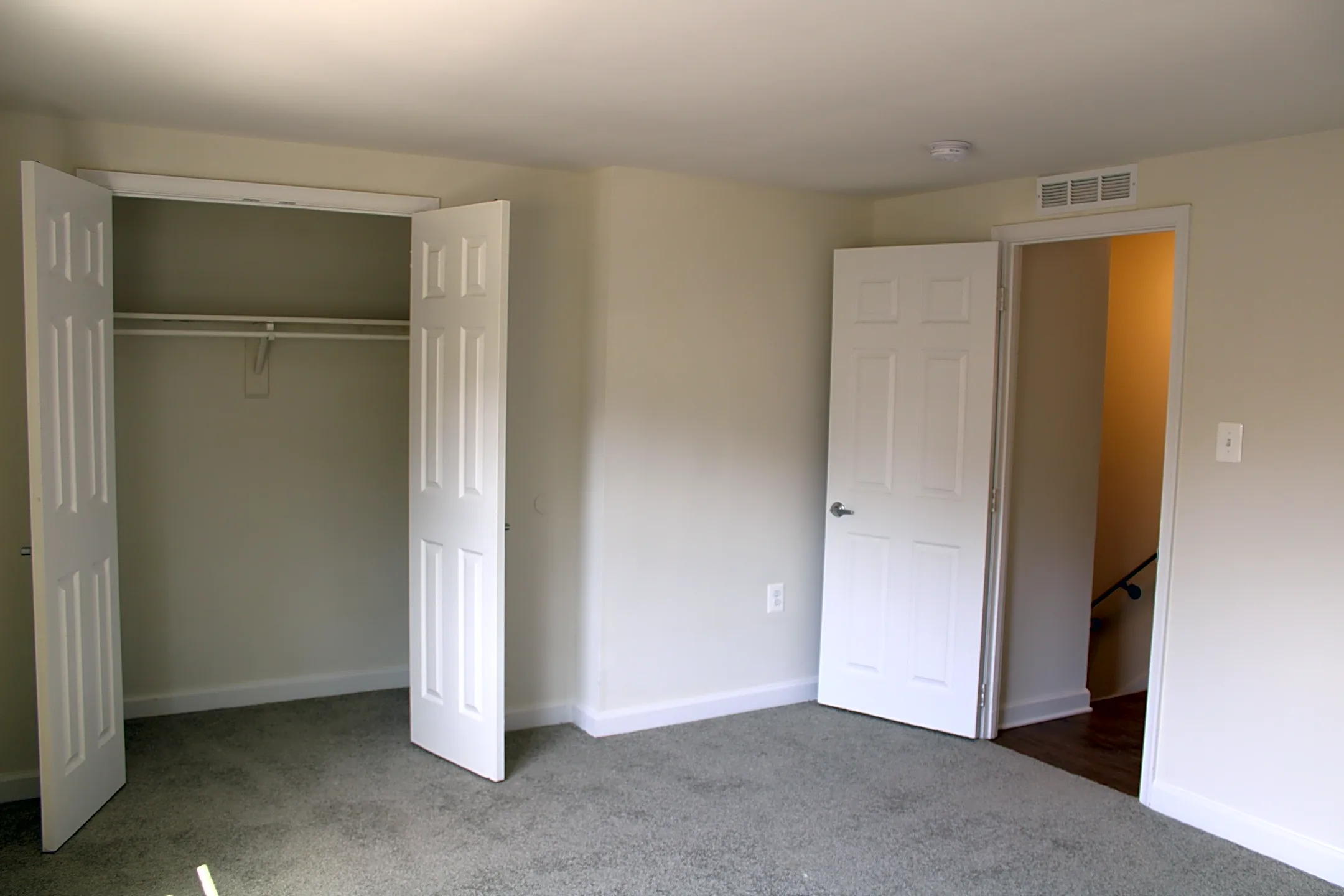 1710 Circle Road Severn, MD Condos for Rent Rent.