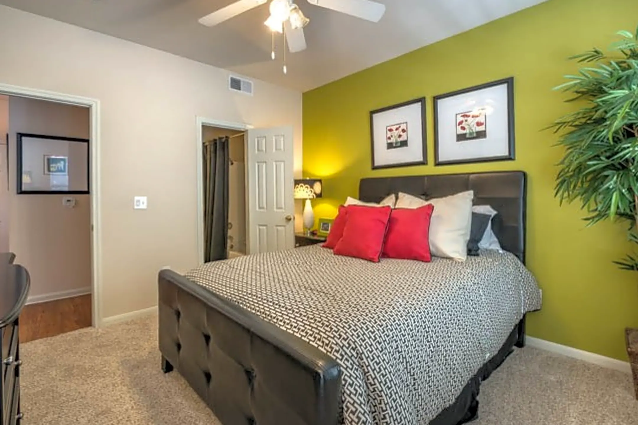 Bedroom - Austin Bluff - Dallas, TX