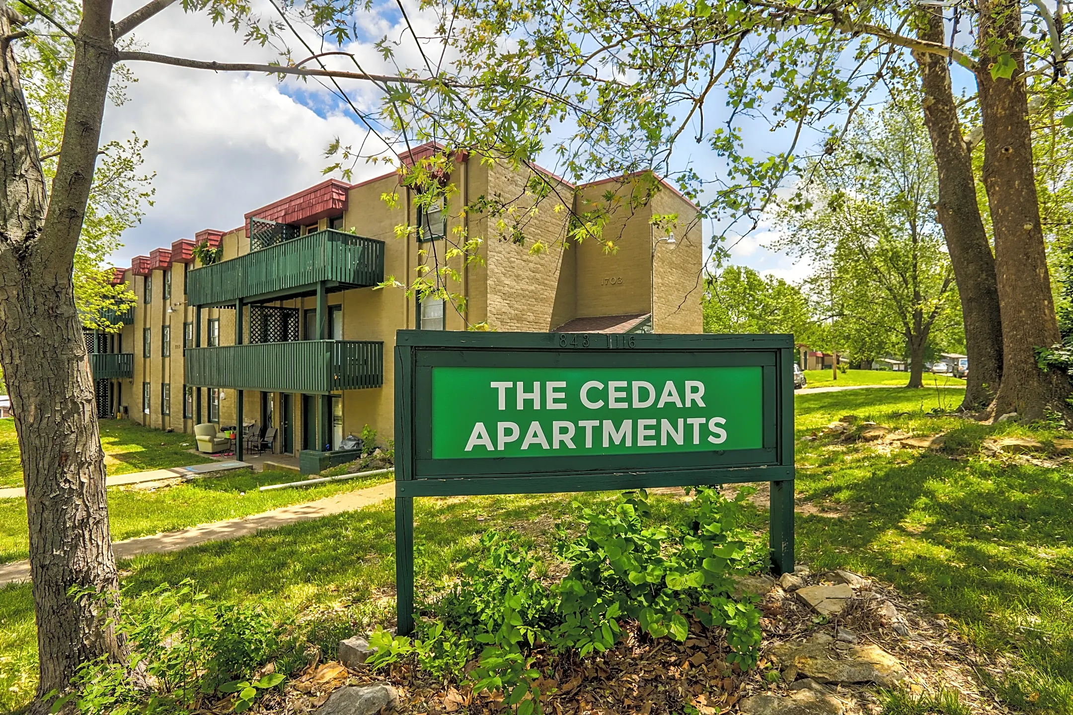 Cedar Apartments Lawrence Ks