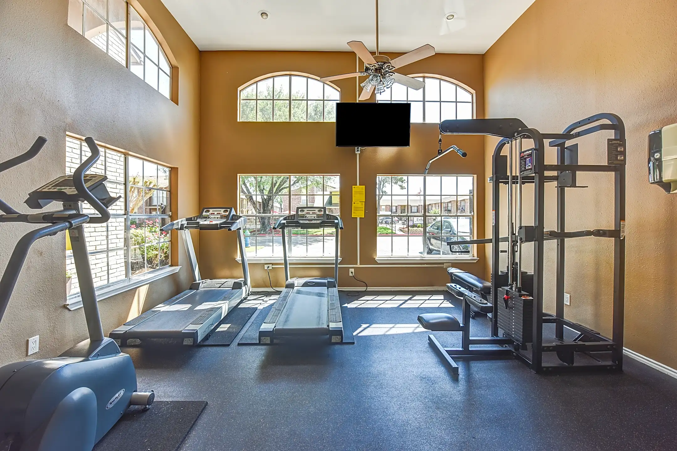 Gables at Richmond Houston, TX 77063