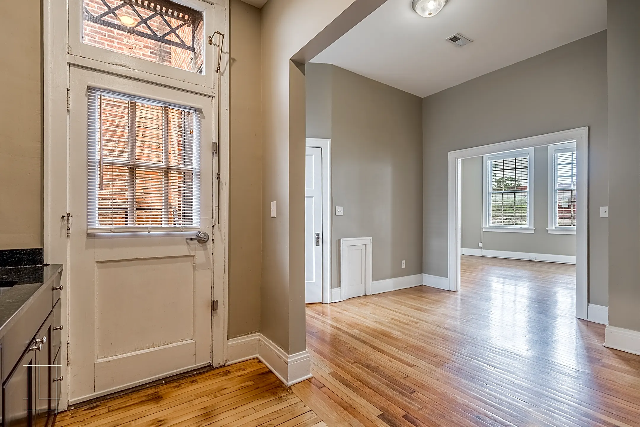 Lykens Companies Apartments Columbus, OH 43201