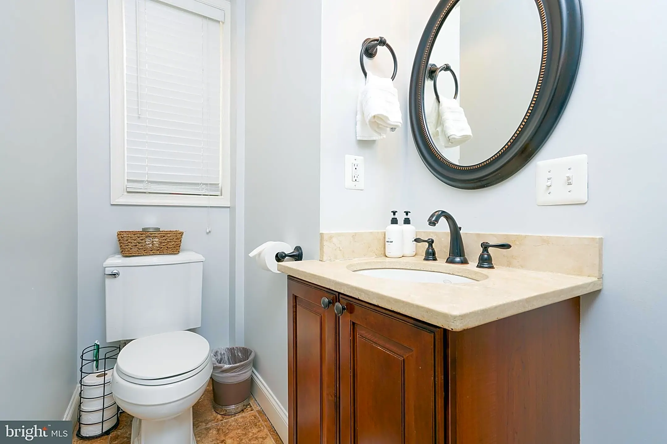 Bathroom - 728 Maryland Ave NE - Washington, DC