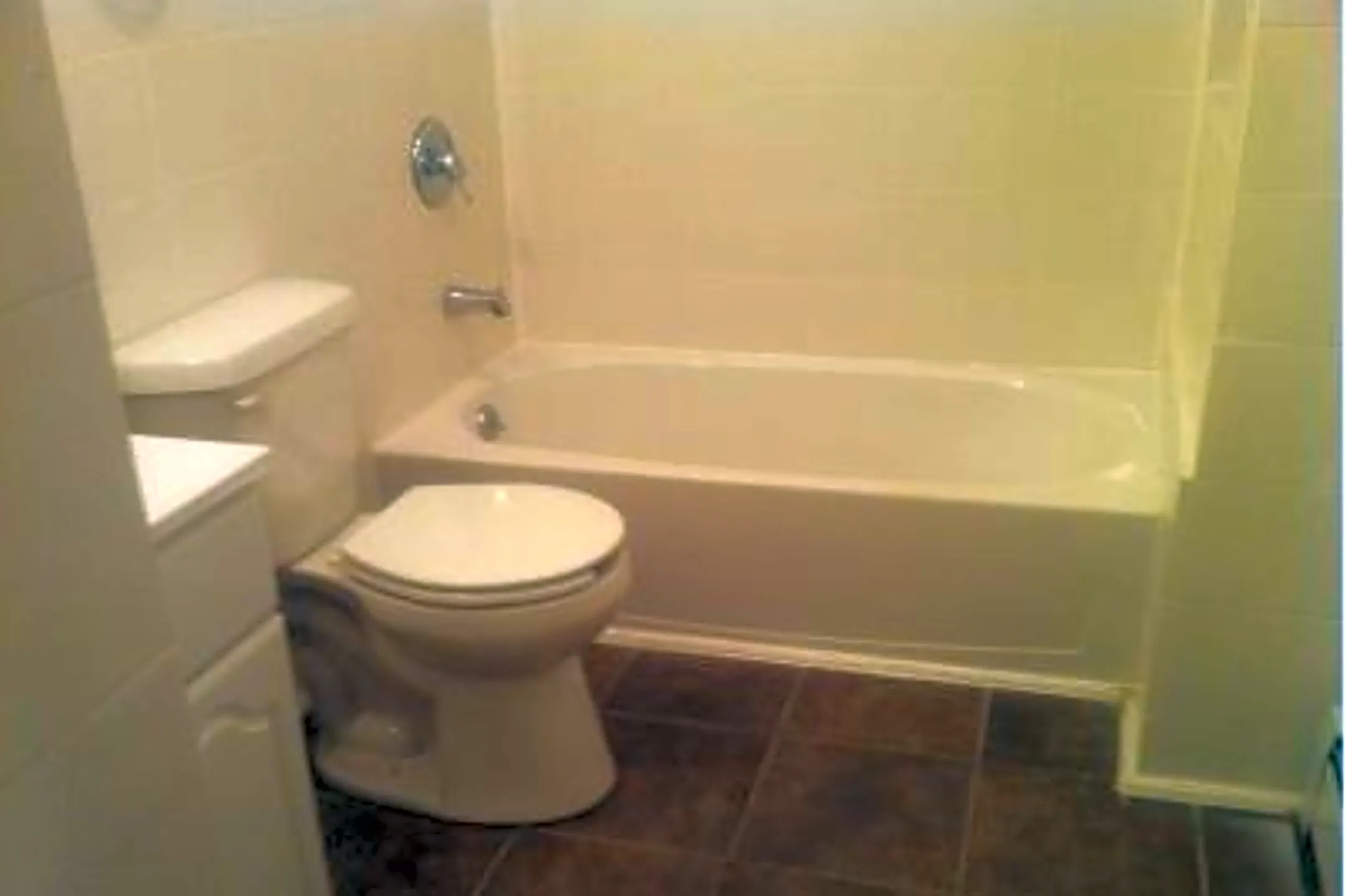 Bathroom - 270 Sigourney St - Hartford, CT