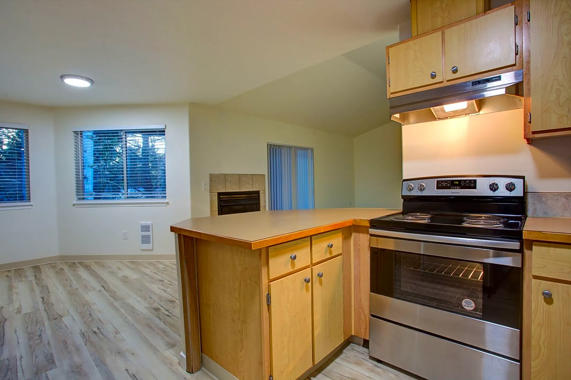 Tamarack Village 5917 NE 58th St Vancouver, WA Apartments for Rent