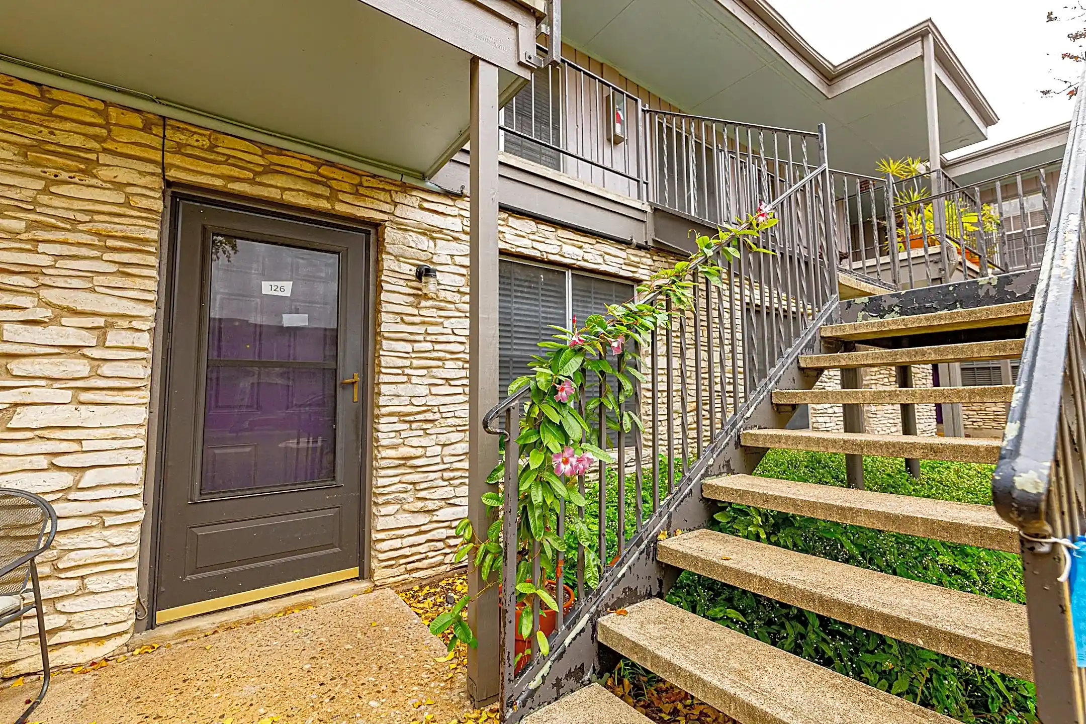 The Rosedale Apartments 2211 W North Loop Blvd Austin, TX