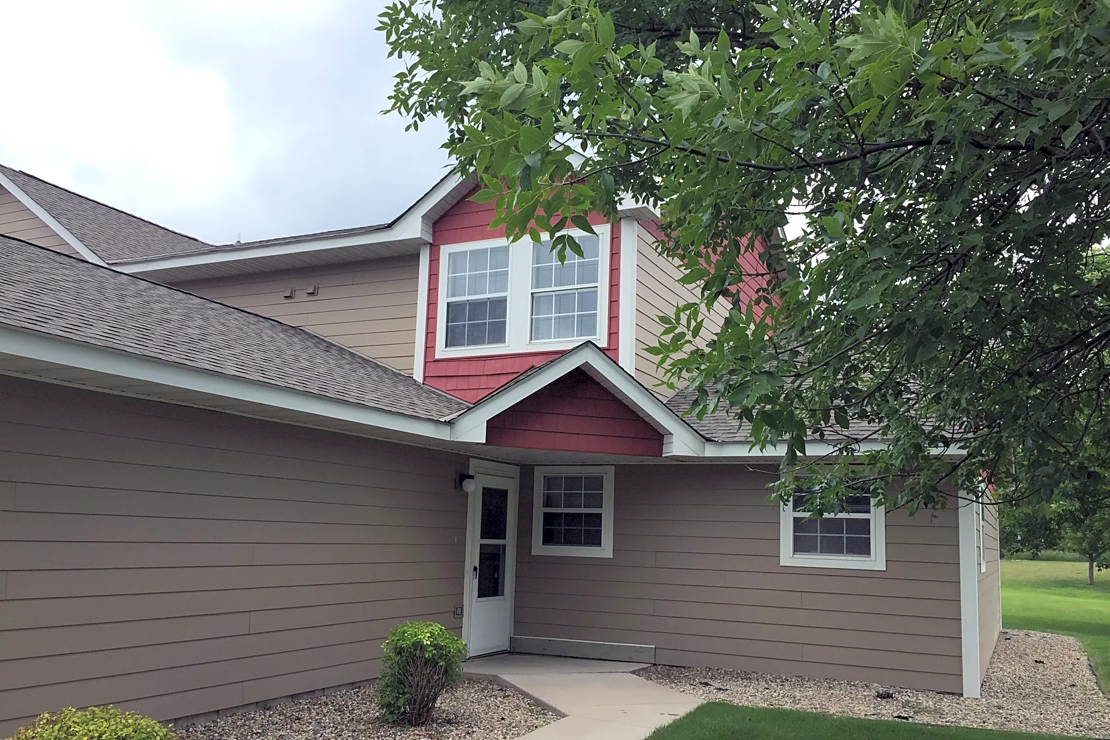 Countryside Townhomes 355 Countryside Lane Albany, MN Townhomes for