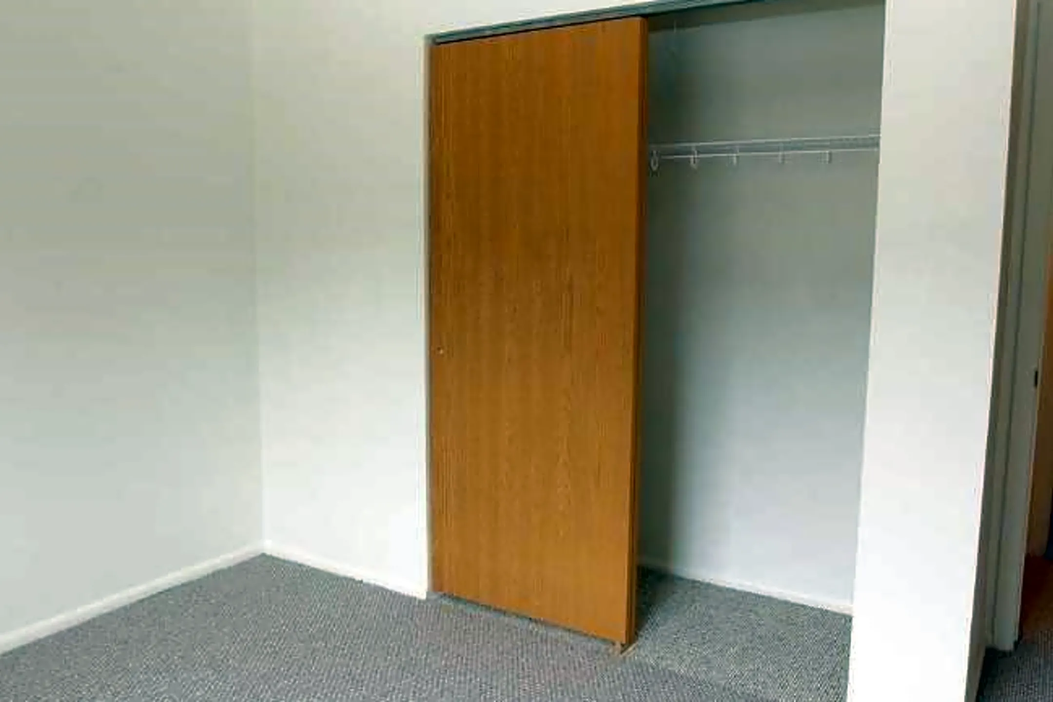 Rivers Edge Apartments 474 W Scott St Fond Du Lac, WI Apartments