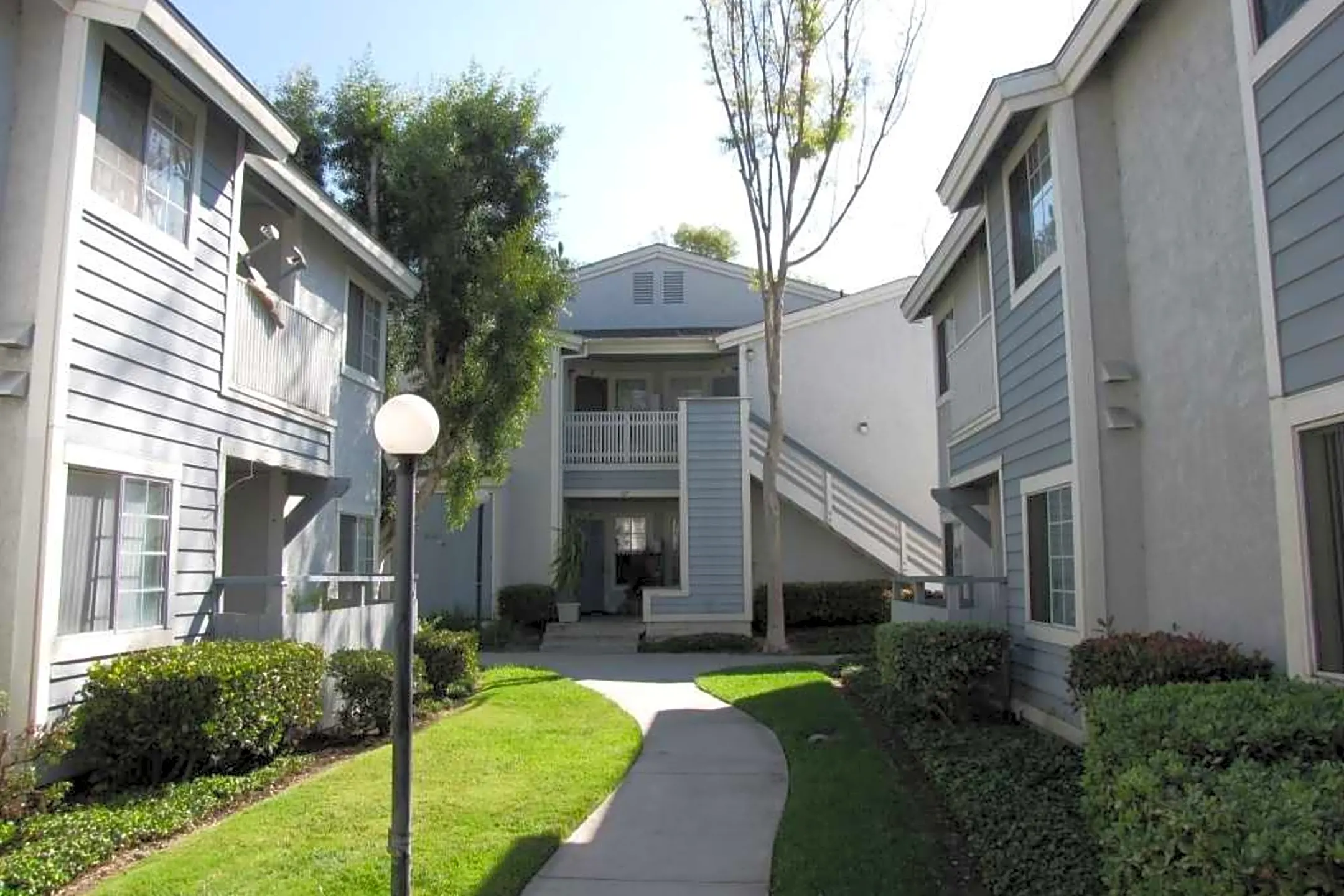 Presidio Villa Apartments - Vista, CA 92084