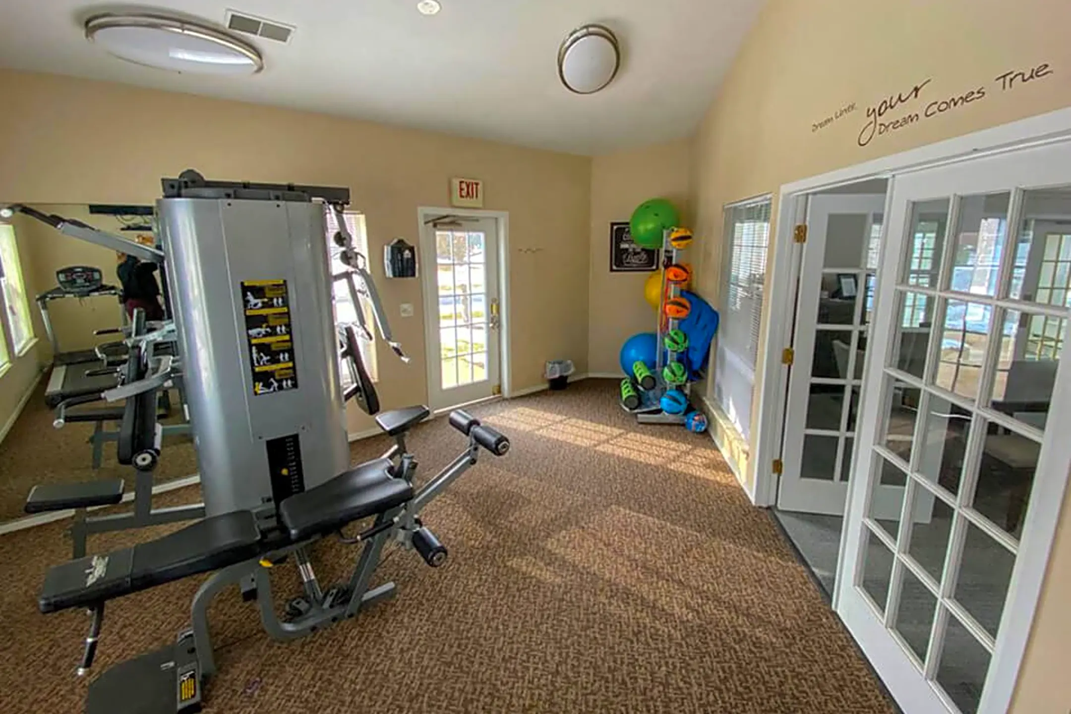 Fitness Weight Room - Waterford Pines - Waterford, MI