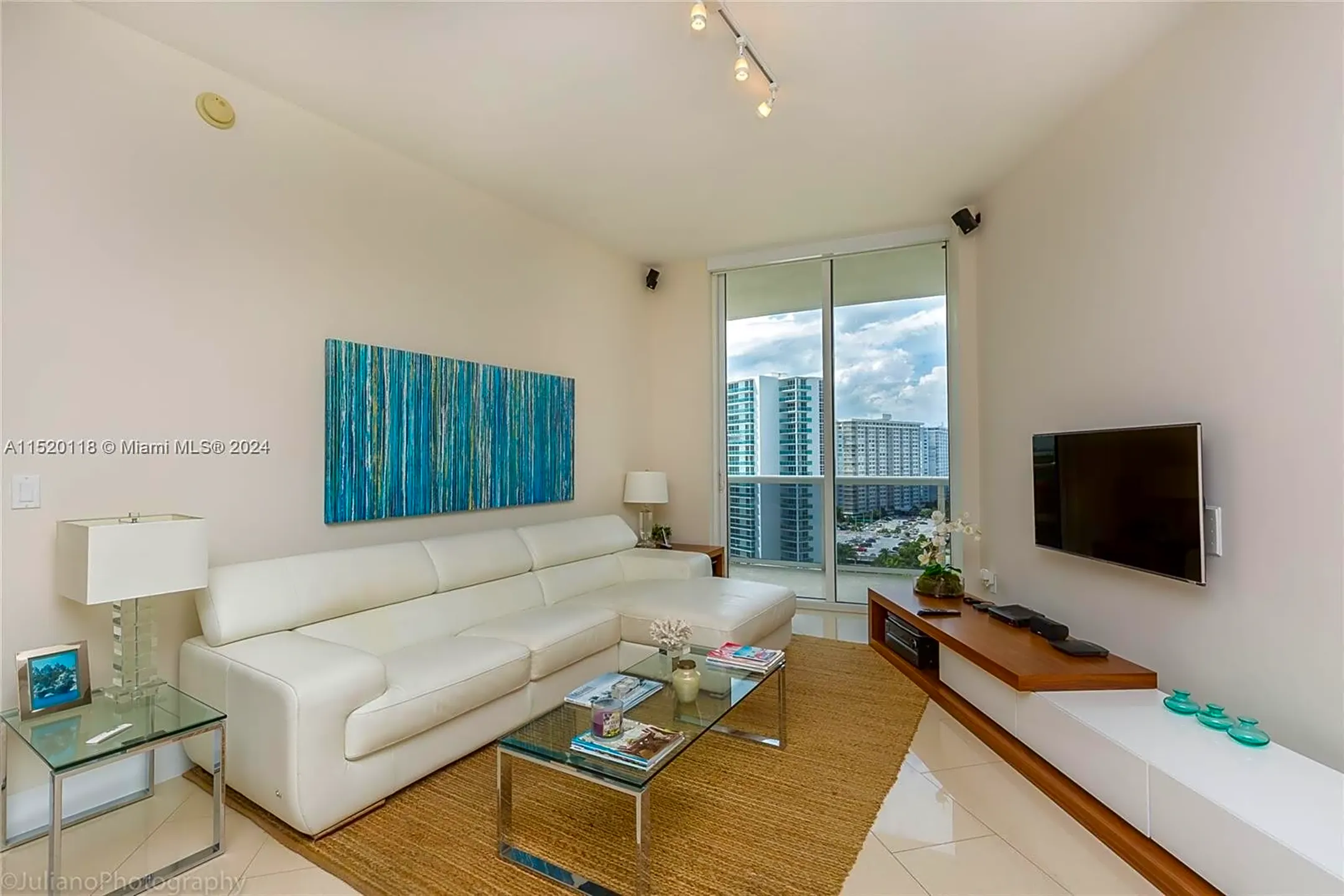 15811 Collins Ave #1105 Condos - North Miami Beach, FL 33160