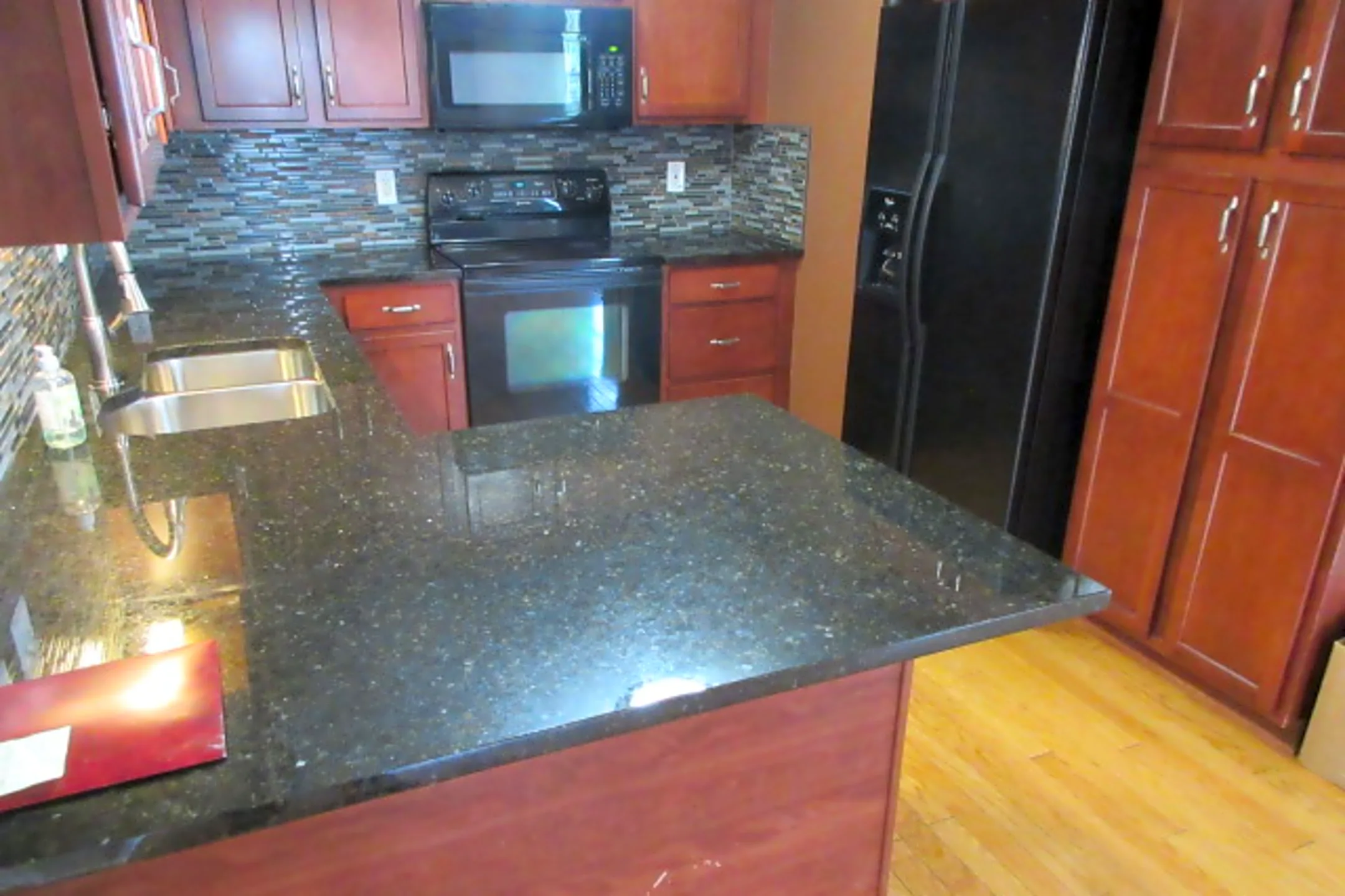 Kitchen - 25640 Portico Lane - Novi, MI