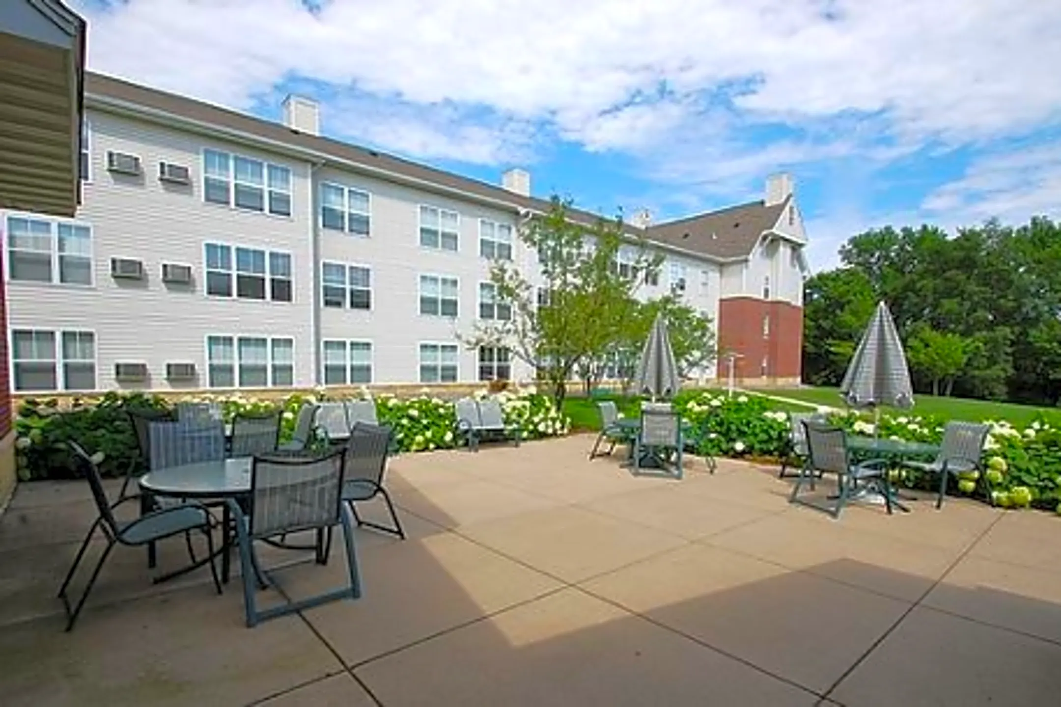 Mill Pond Gables 201 Hayden Lake Rd E Champlin, MN Apartments for