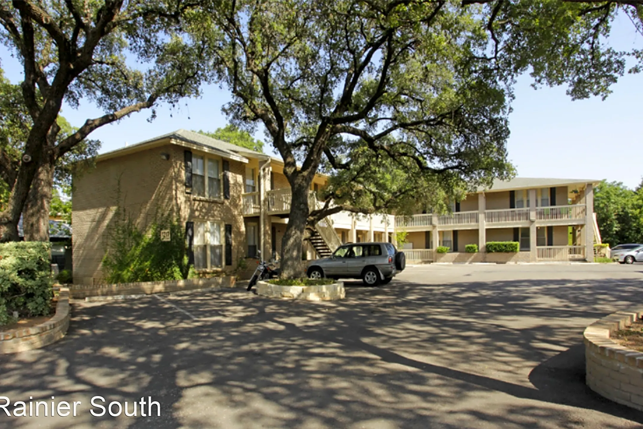 Building - Bouldin Creek Apartments - Austin, TX
