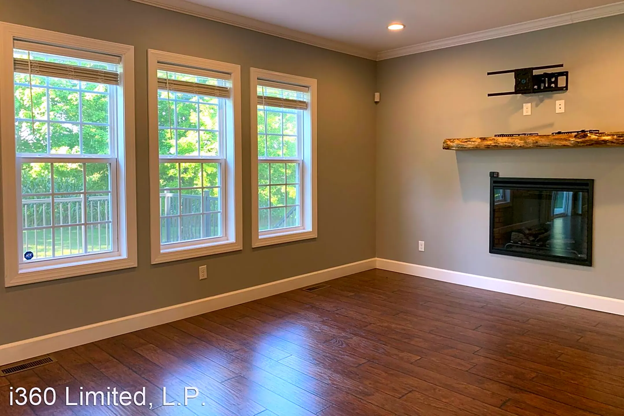 Dining Room - 300 Feather Dr - Shippensburg, PA