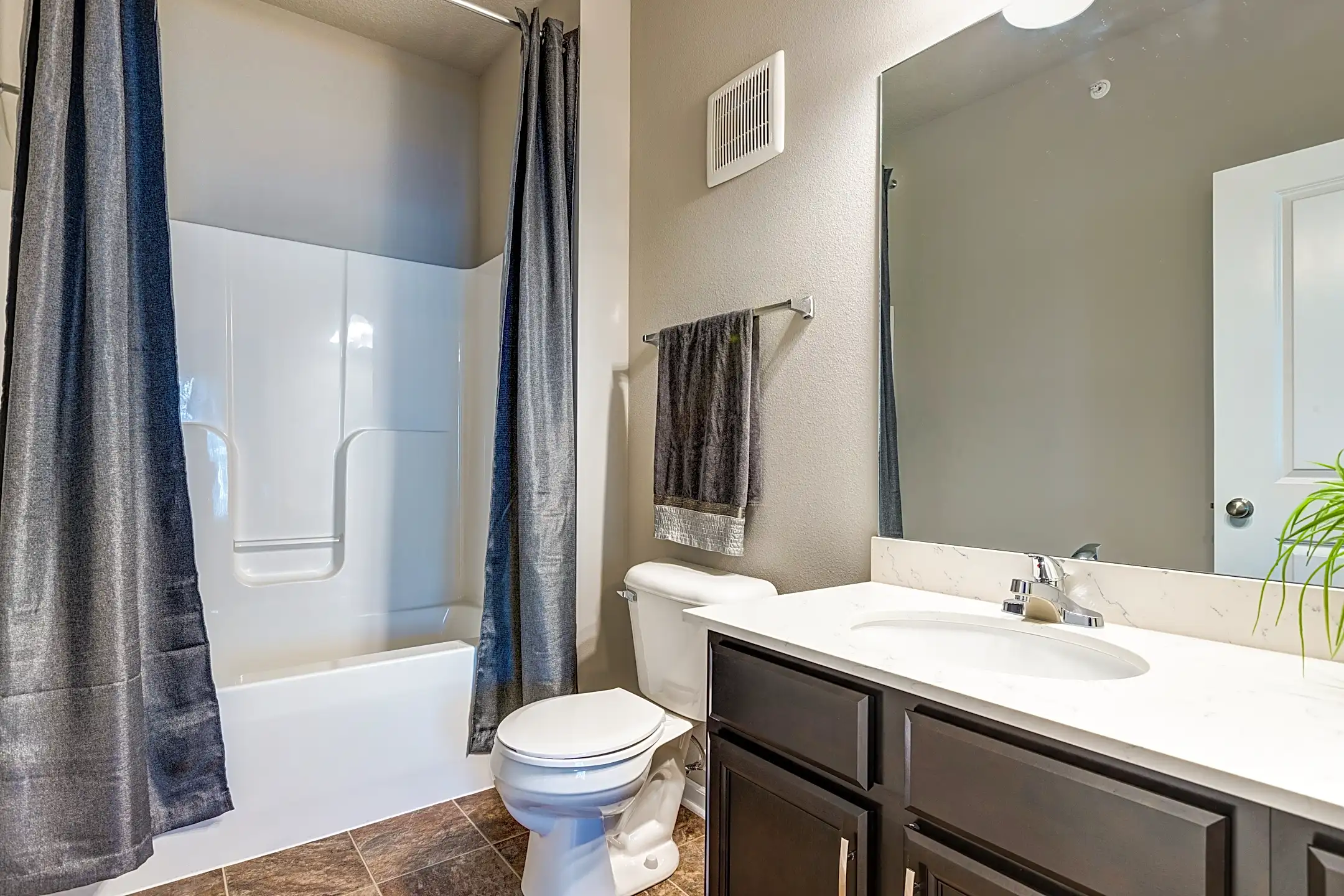 Alice Patricia Apartments Waukee, IA 50263