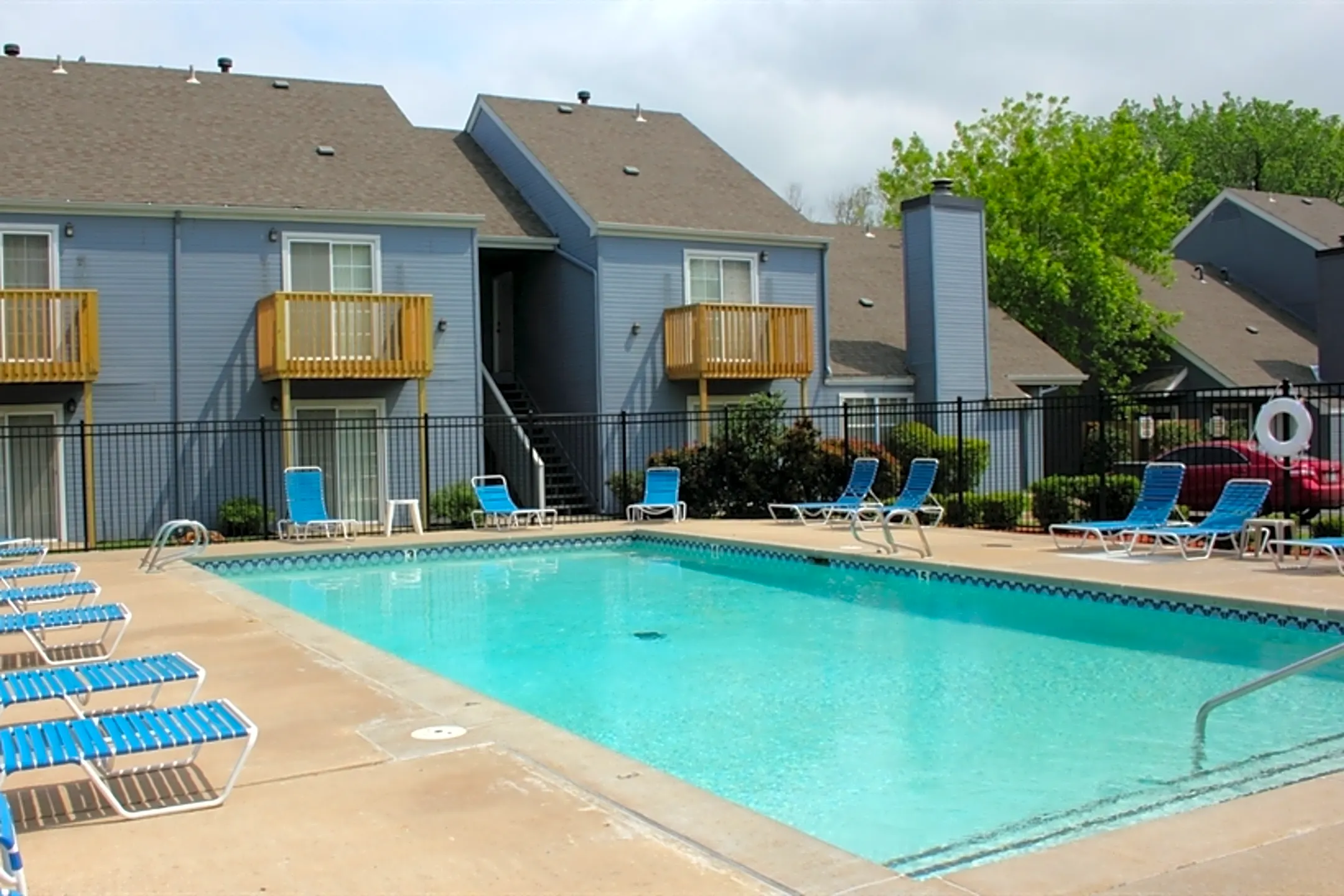 Lexington Commons 5530 Colony Way Bartlesville, OK Apartments for