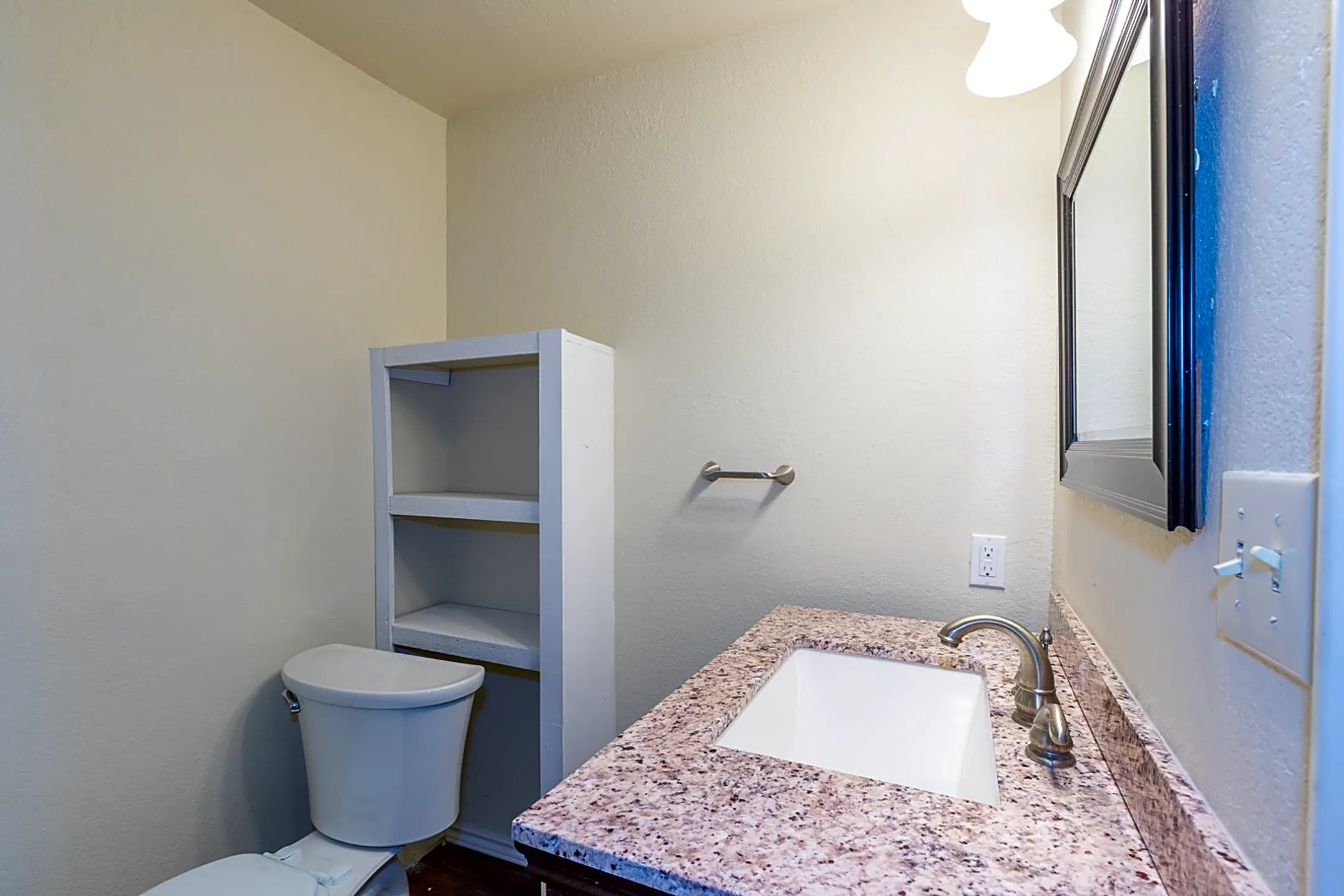 225 E Redwood St Coweta, OK Houses for Rent Rent.