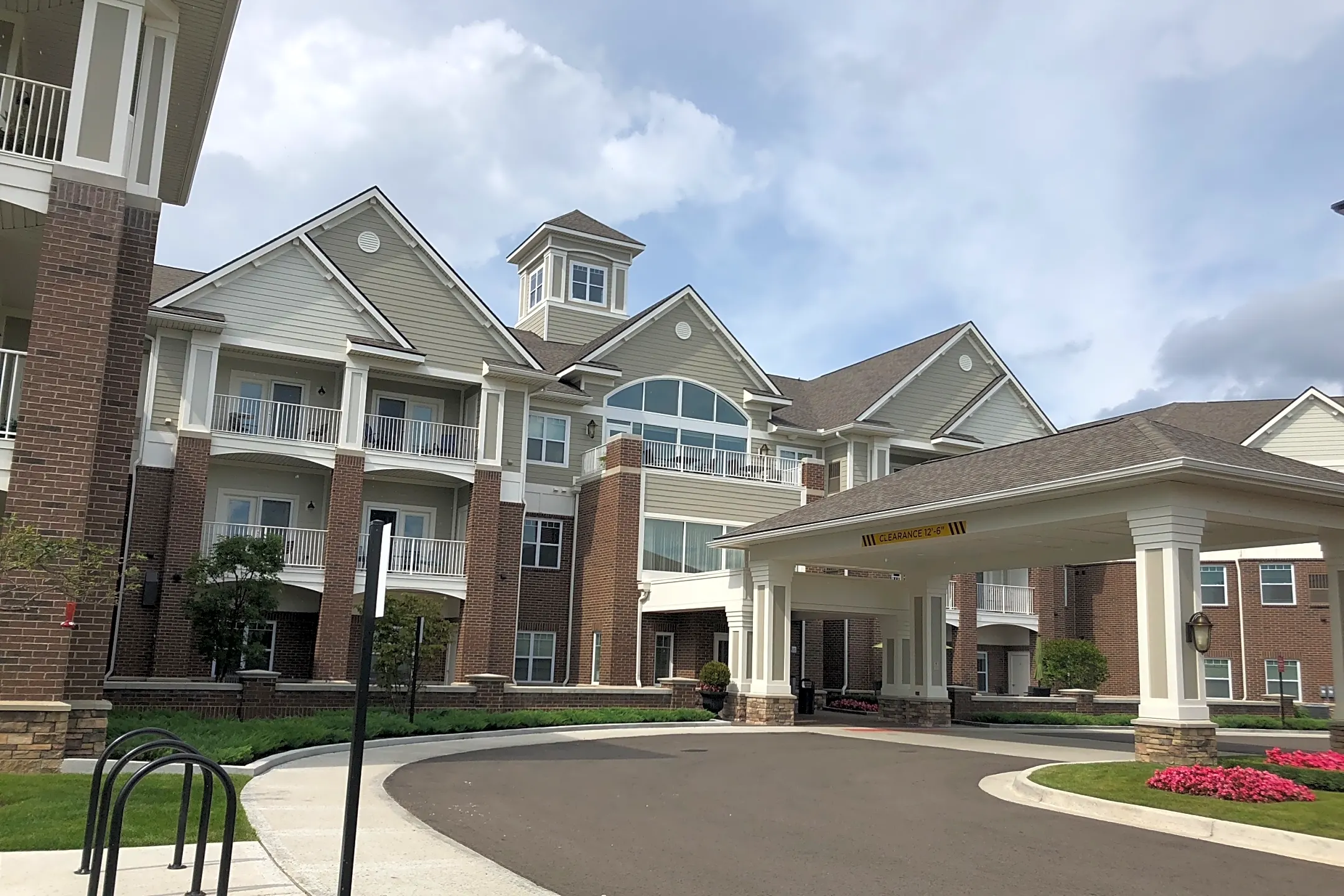 Rose Senior Living In Novi