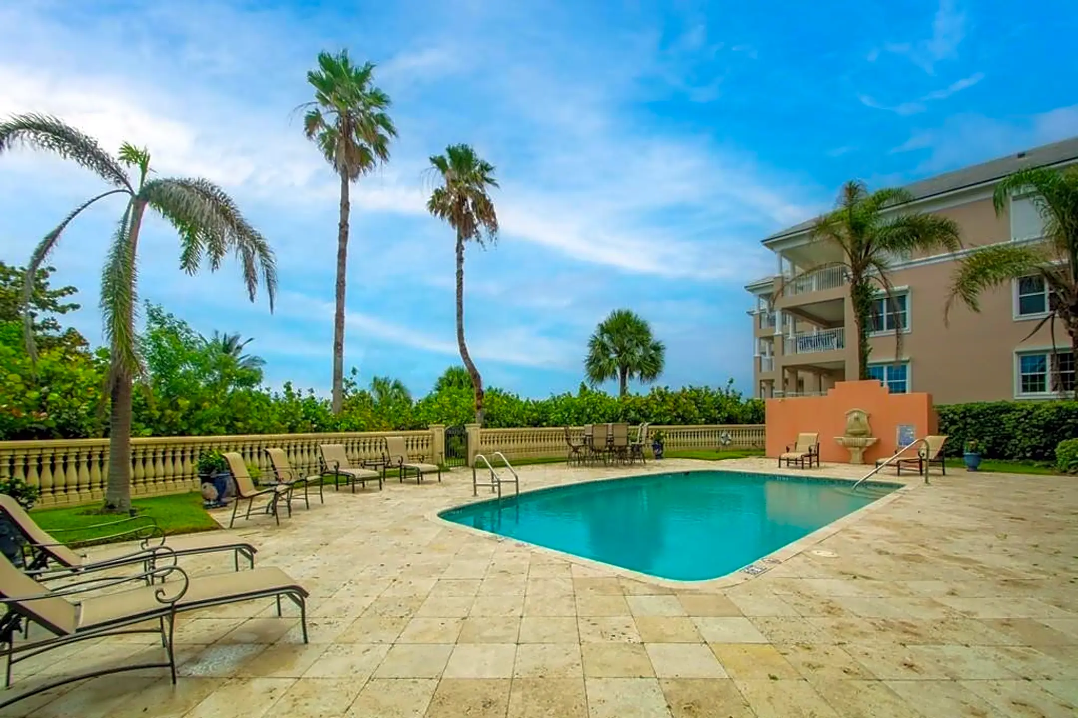 Pool - 1510 Ocean Dr #2 - Vero Beach, FL