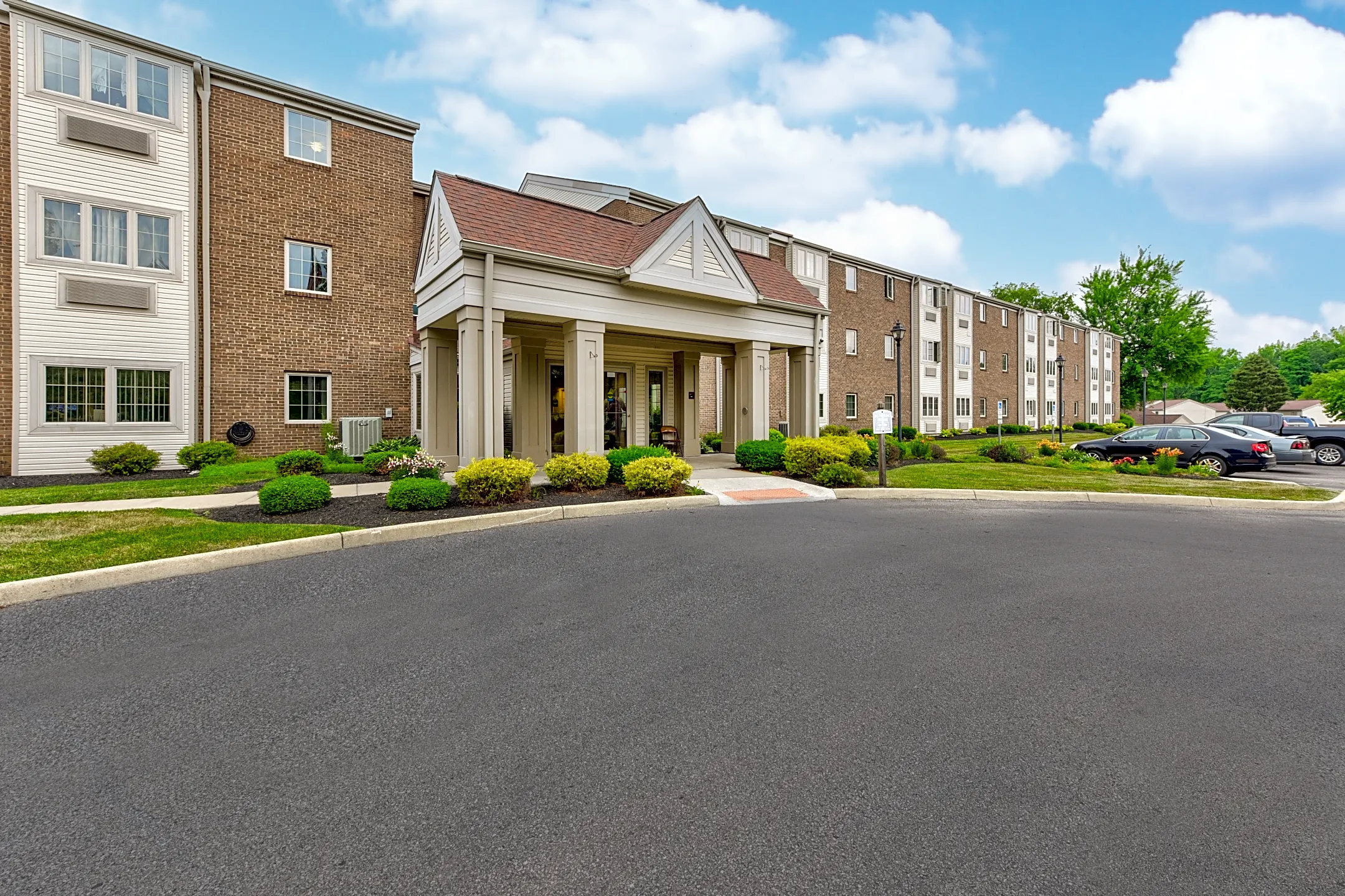 Hunterwood Park - 330 Trace Dr | Lancaster, OH Apartments for Rent | Rent.