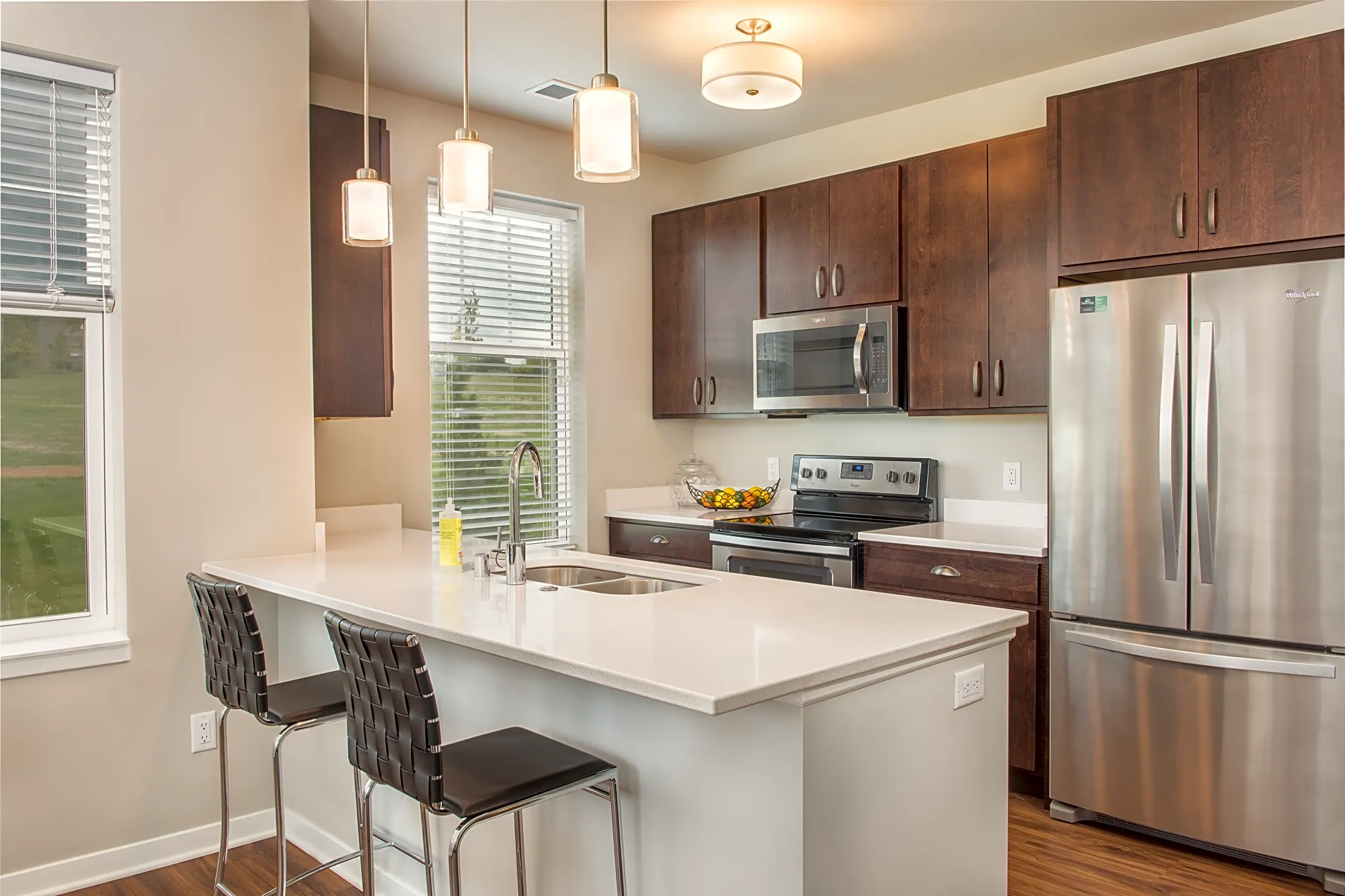 Drexel Ridge Apartments Oak Creek, WI 53154