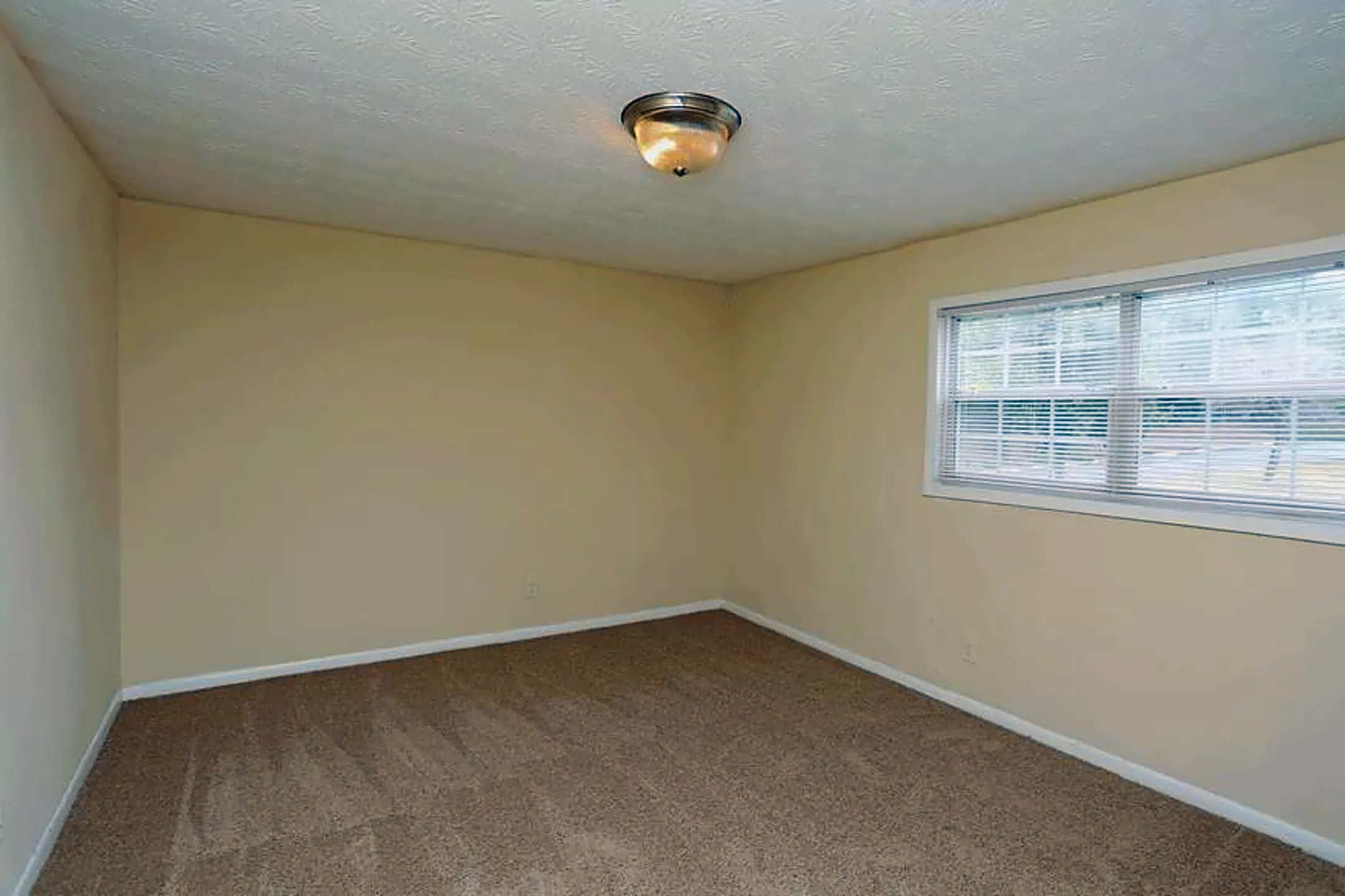 The Woodridge Apartment Homes 2567 Whites Mill Rd Decatur, GA