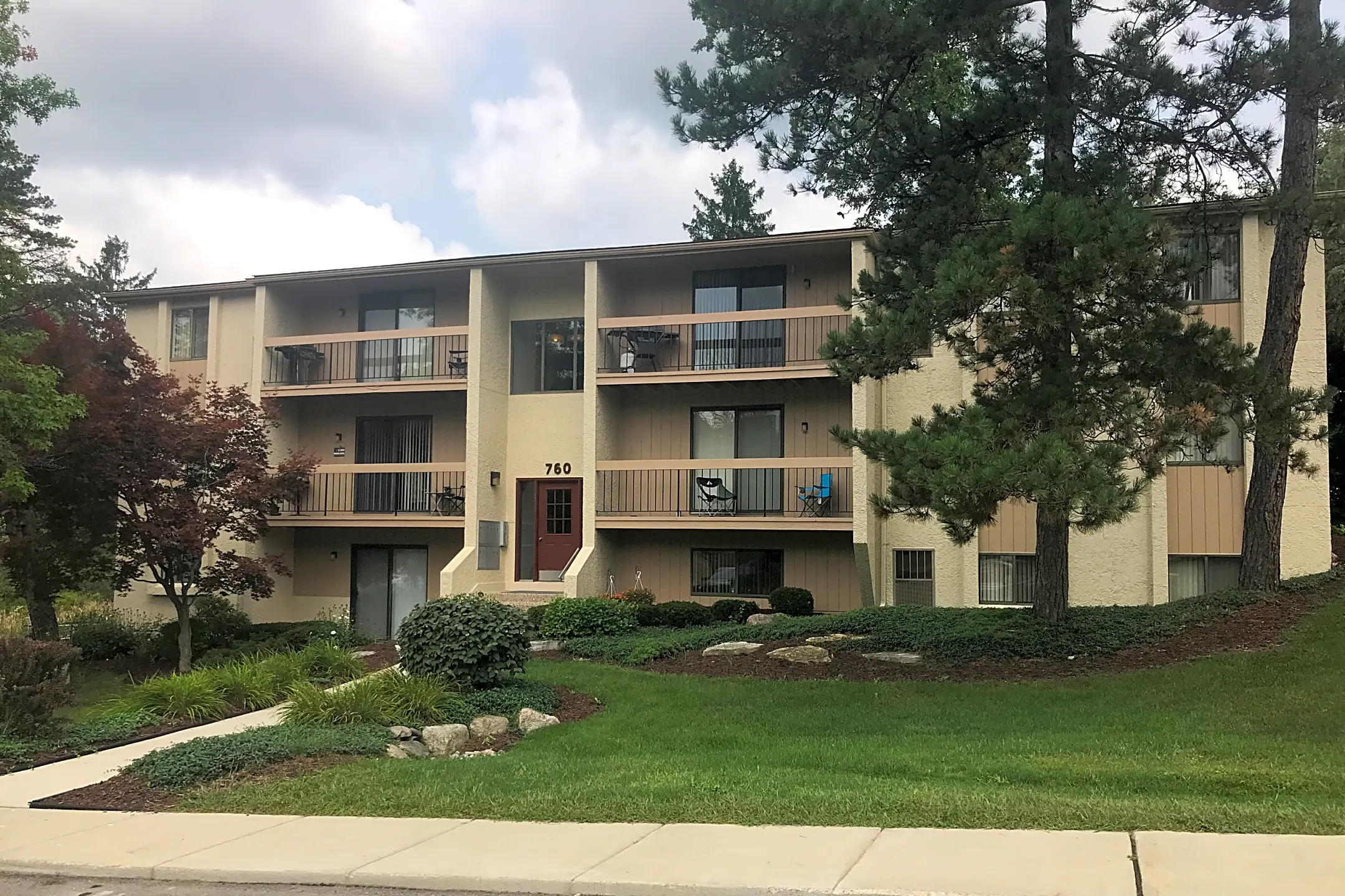 Paint Creek Village Apartments Lake Orion MI 48362   2ac7a50e190bffaaea68534f4c0e6dda