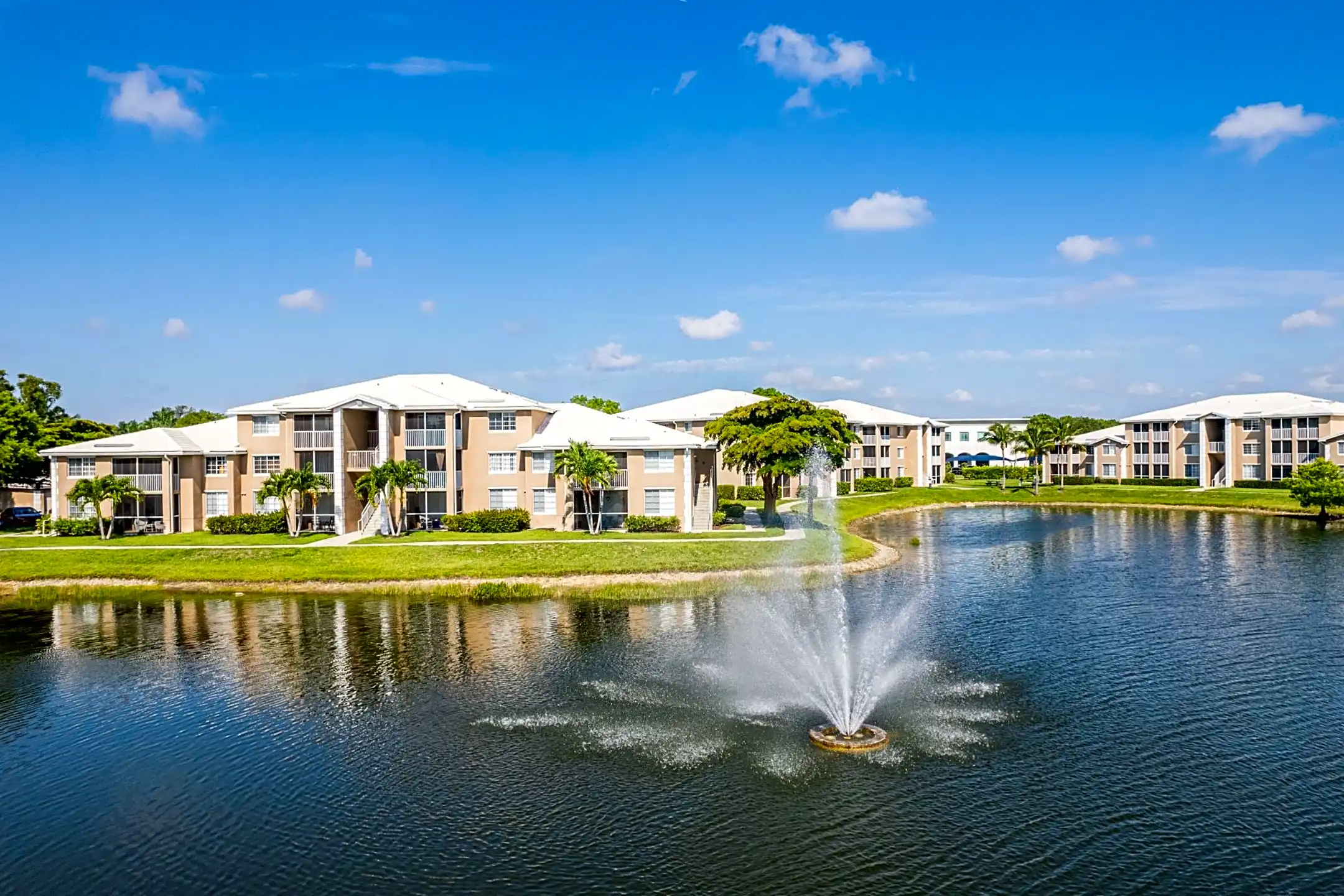 The Promenade At Reflection Lakes 7861 Reflection Cv Dr Fort Myers