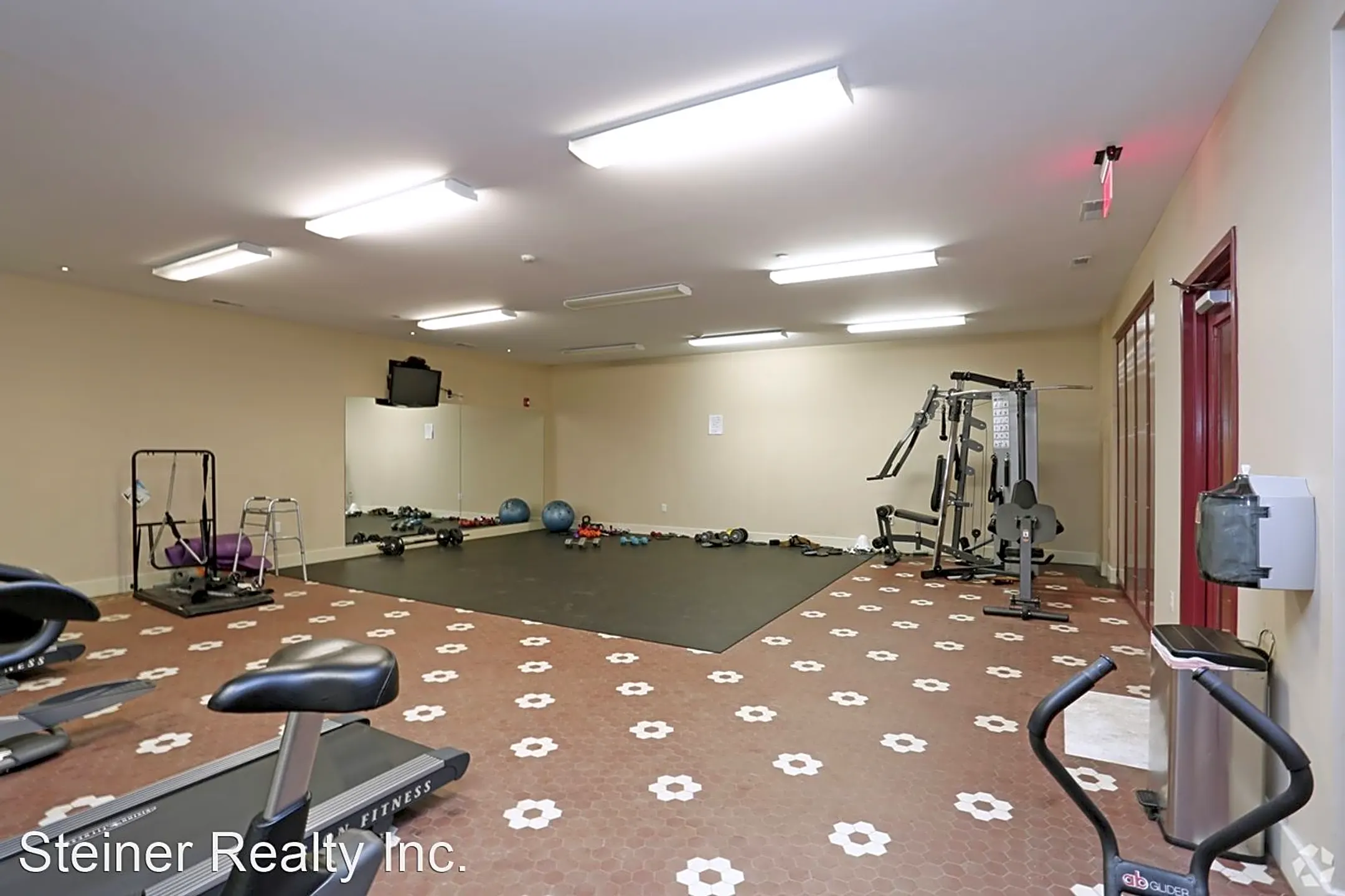 Fitness Weight Room - 5th Avenue School Lofts - Pittsburgh, PA