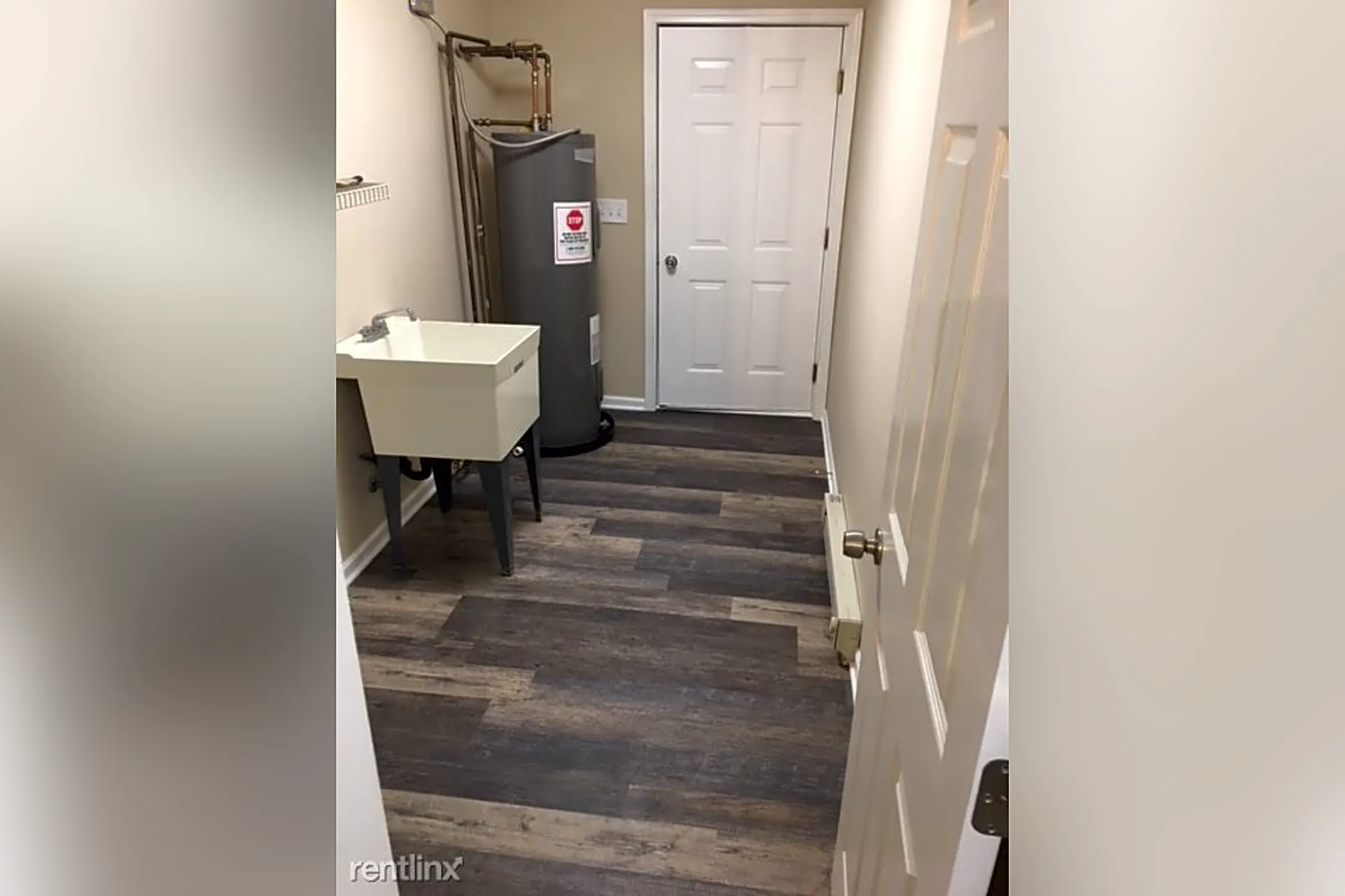 110 Falling Water Cir Condos Munroe Falls, OH 44262