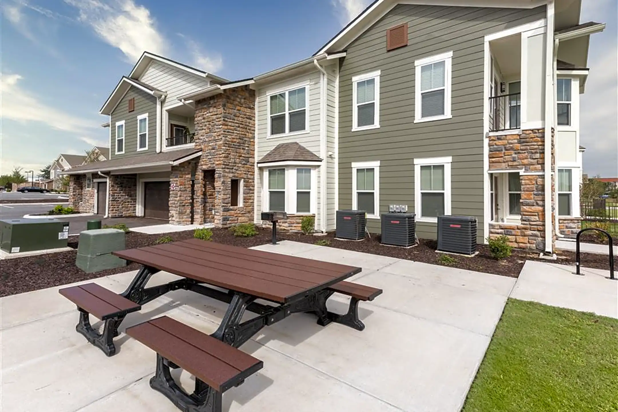 Verso Luxury Apartments 6100 Echelon Way Davenport, FL Apartments