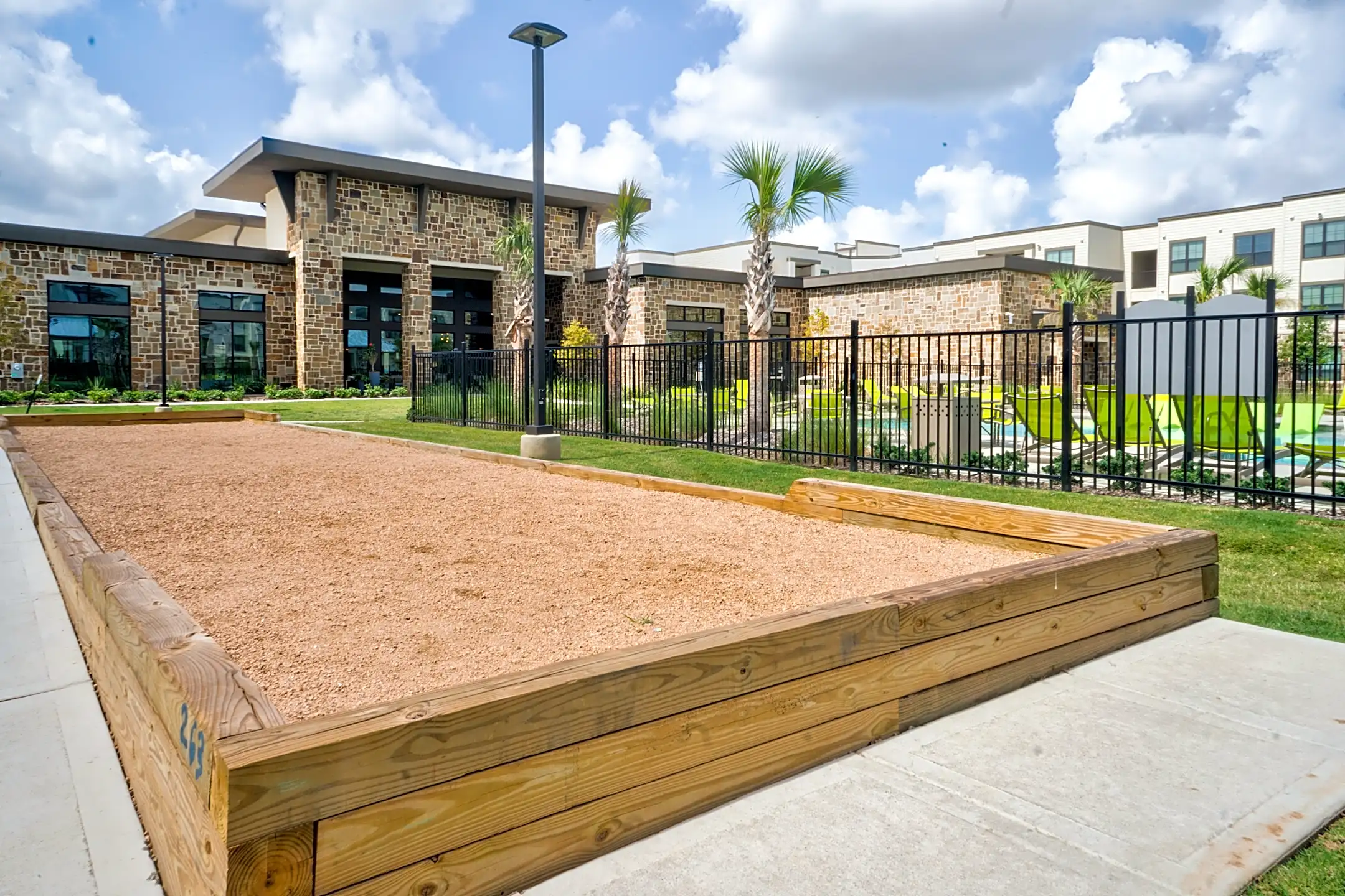 Parklane Fulshear 27222 Fulshear Bend Dr Fulshear, TX Apartments