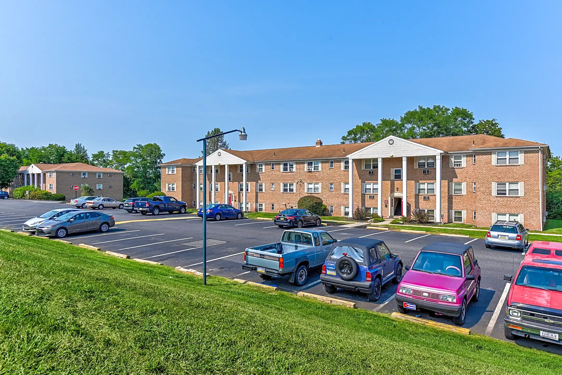 Valley View Apartments 600 W Schuylkill Rd Pottstown, PA Apartments