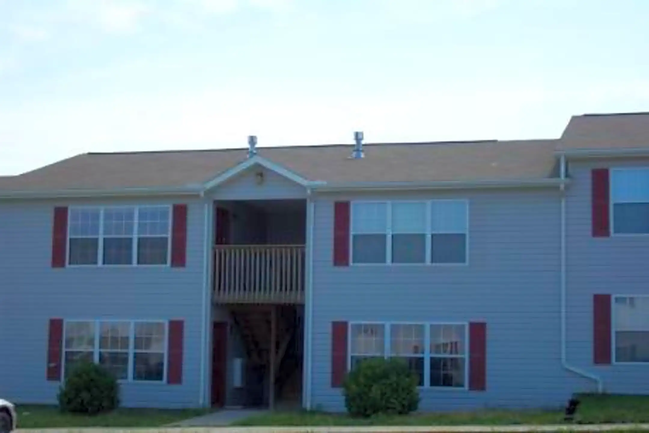 Silverwood Apartments 2726 E 12th Ave Winfield, KS Apartments for