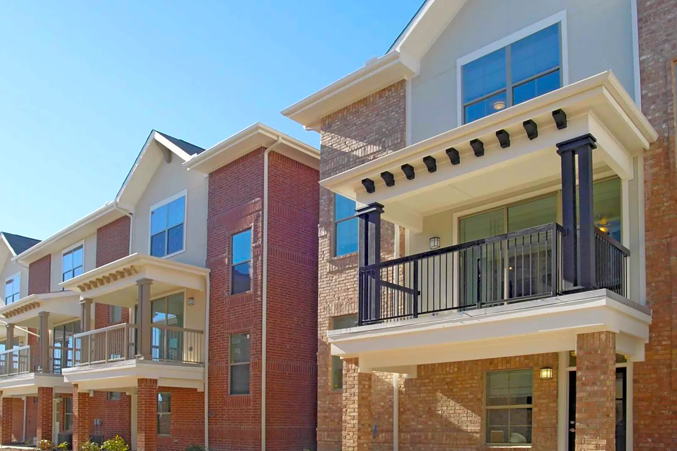 Parkside Towns Luxury Townhomes - 2230 Hibiscus Ave | Richardson, TX ...