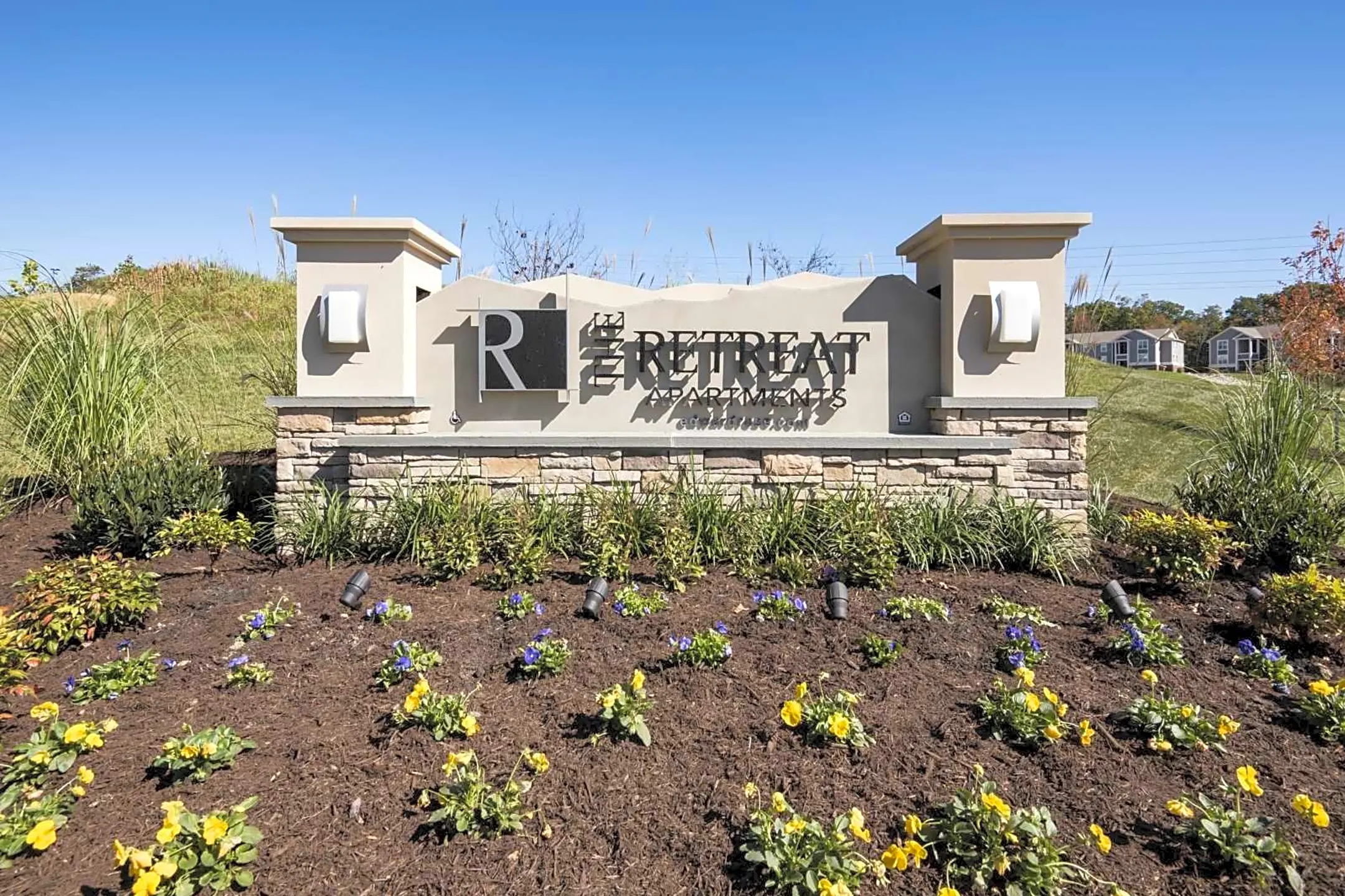 Community Signage - The Retreat Apartments - Roanoke, VA