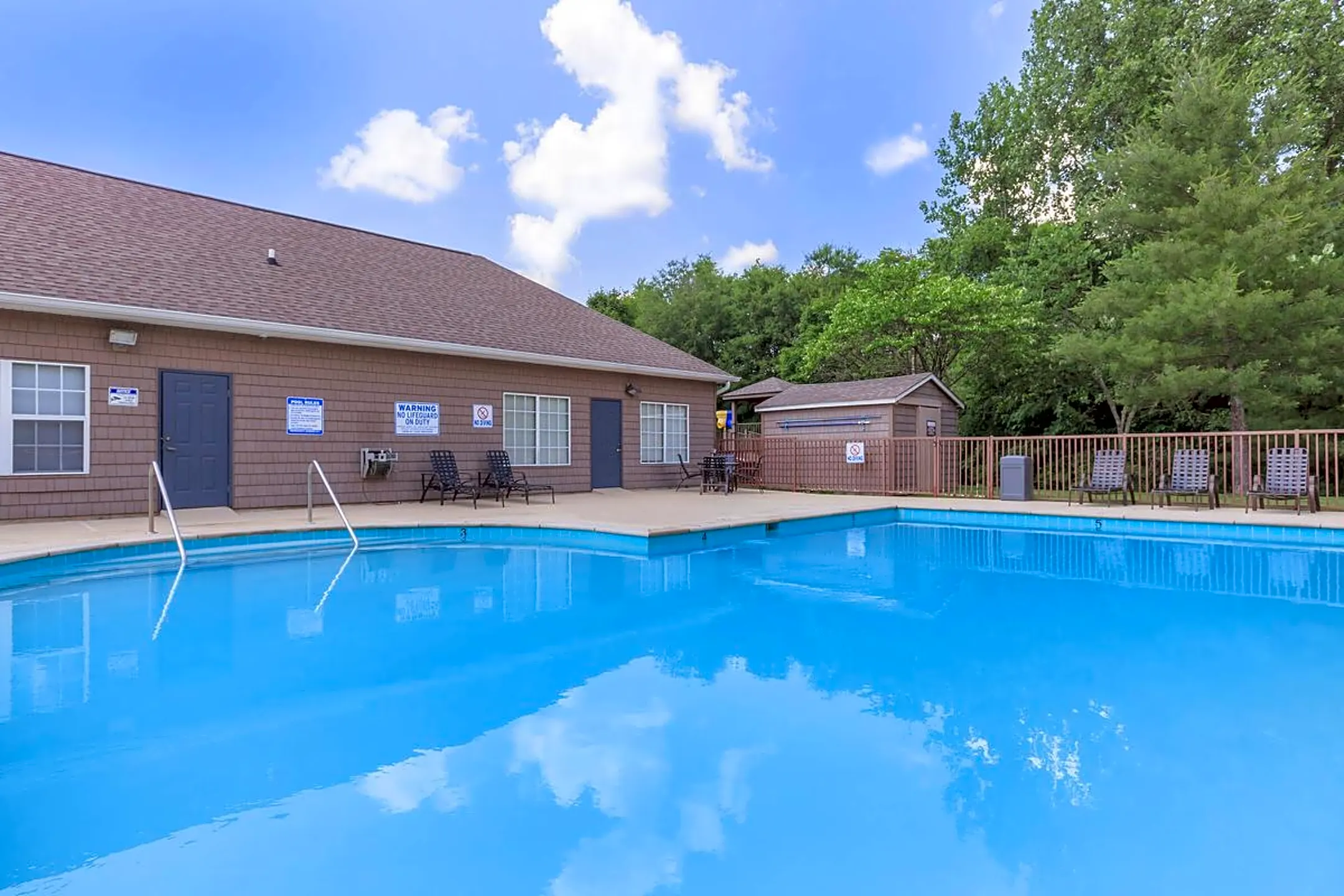 Hickory Pointe Hendersonville, TN 37075