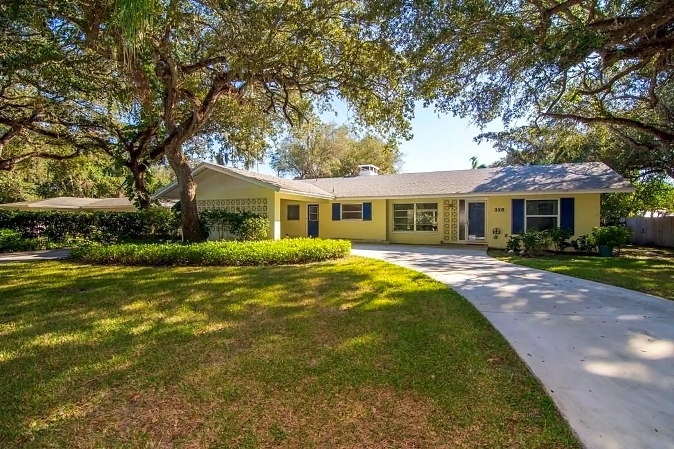 Building - 328 Indian Lilac Rd - Vero Beach, FL