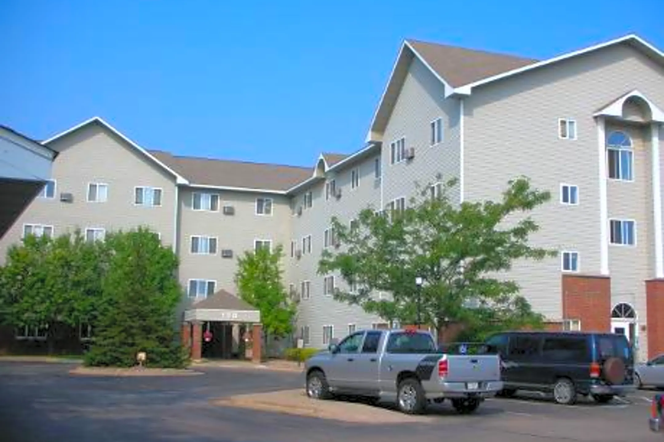 City Walk Apartments 120 Grand Ave Wausau, WI Apartments for Rent